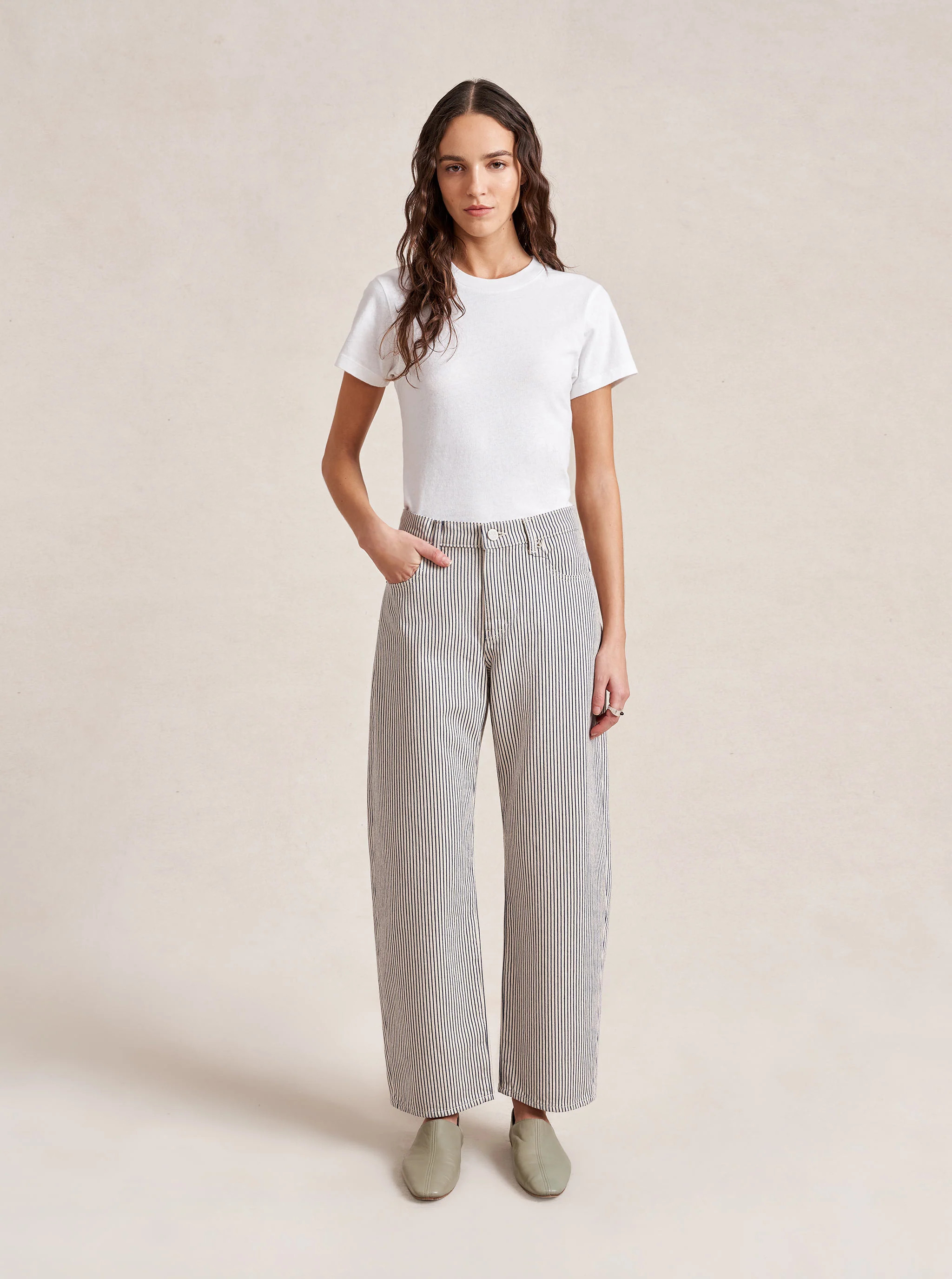 Marilyn Mid-Rise Barrel Jean | La Ligne