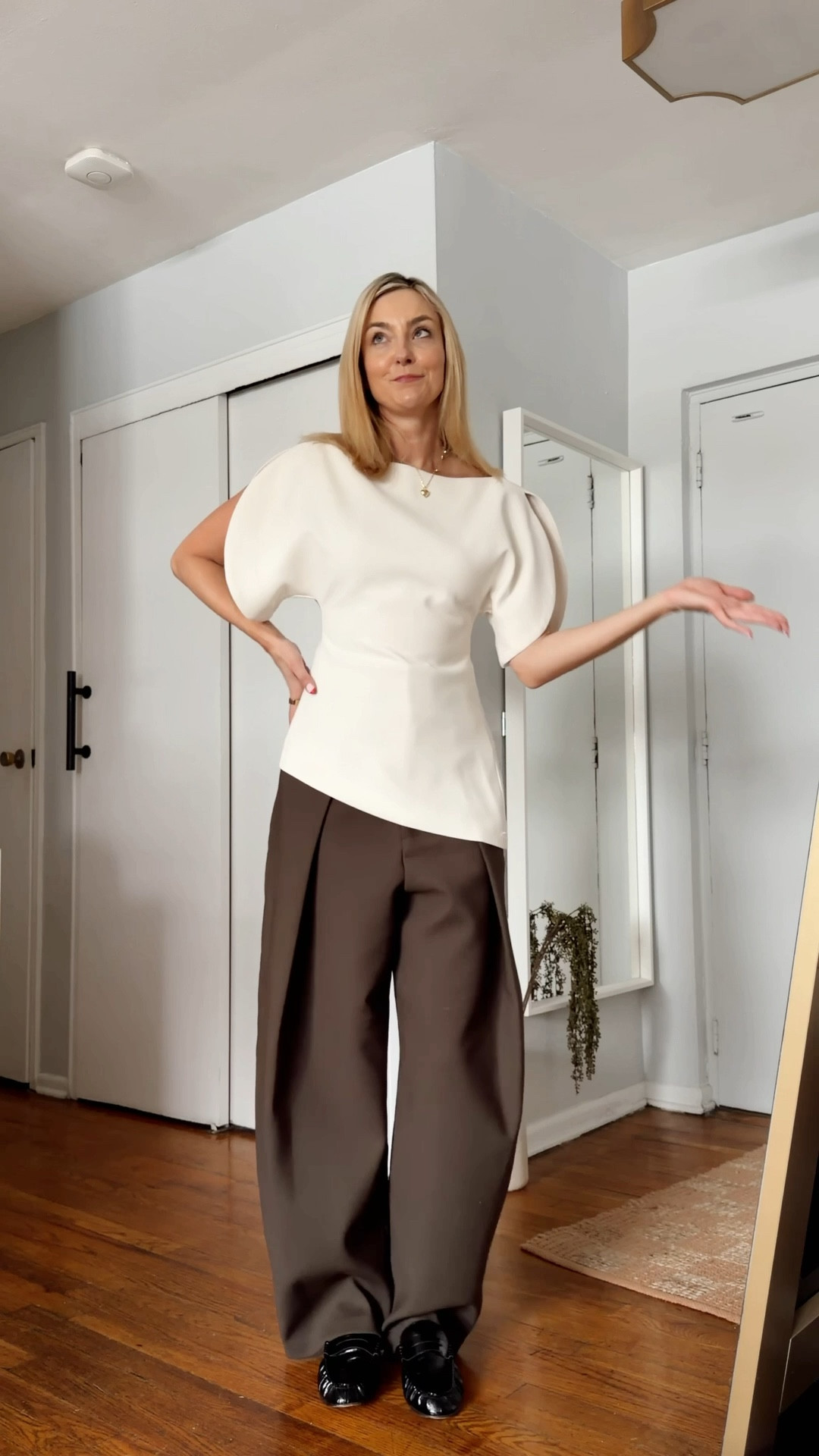 Okay so I kept seeing these viral @Zara  tops everywhere and told myself I don’t need another top… but obviously I had to try them.

White top in size XS, the rest like always SMALL. 

I kept them. Every single one. They’re just too good for spring.

Tell me if you love them so much like I do!!!!?!

Zara haul • spring outfit • Zara finds • grwm • spring top • balloon pants

#LTKootd #LTKWorkwear #LTKSaleAlert