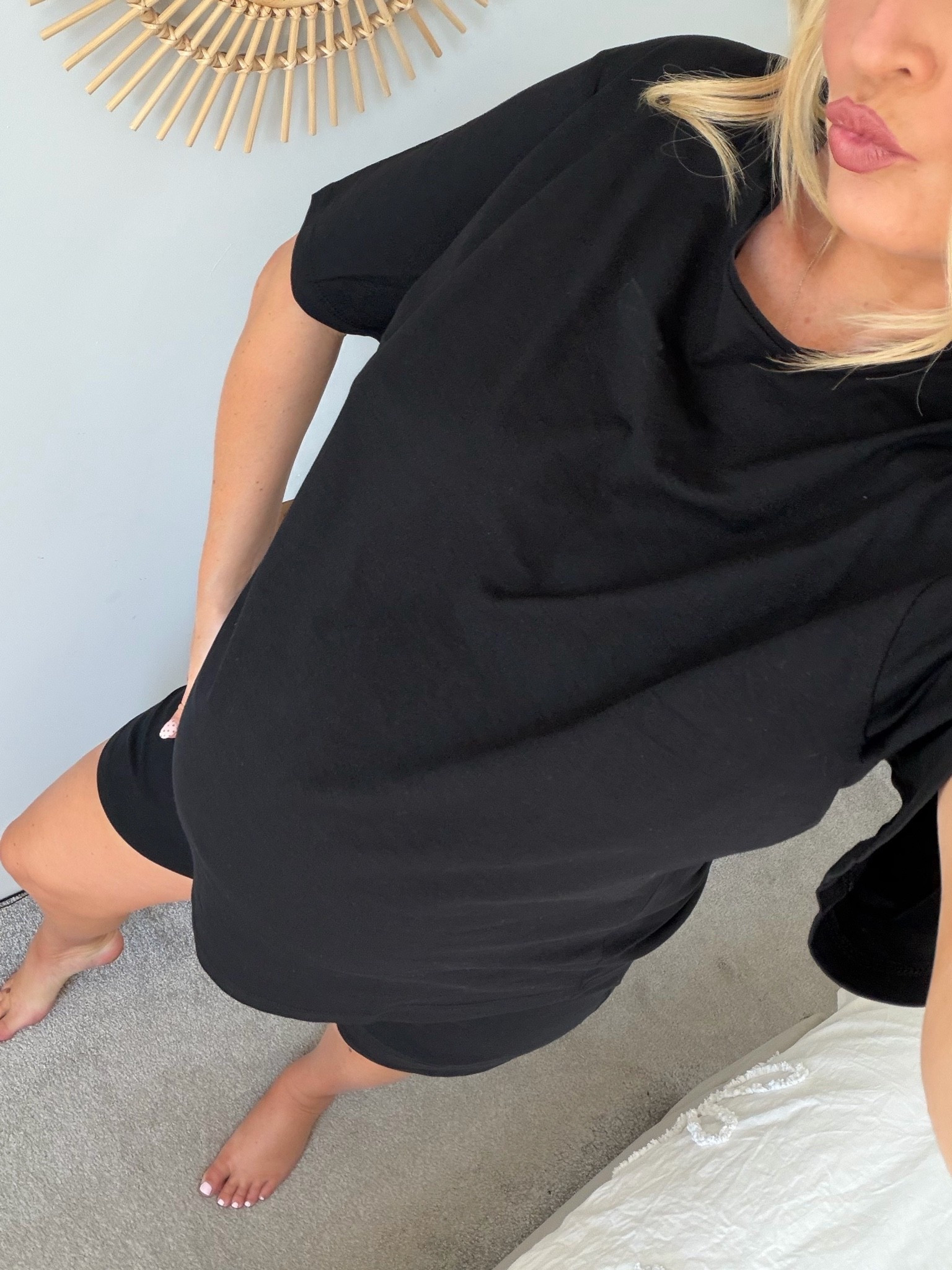Black Chuck on PJs for everyday/my hospital bag ❤️❤️