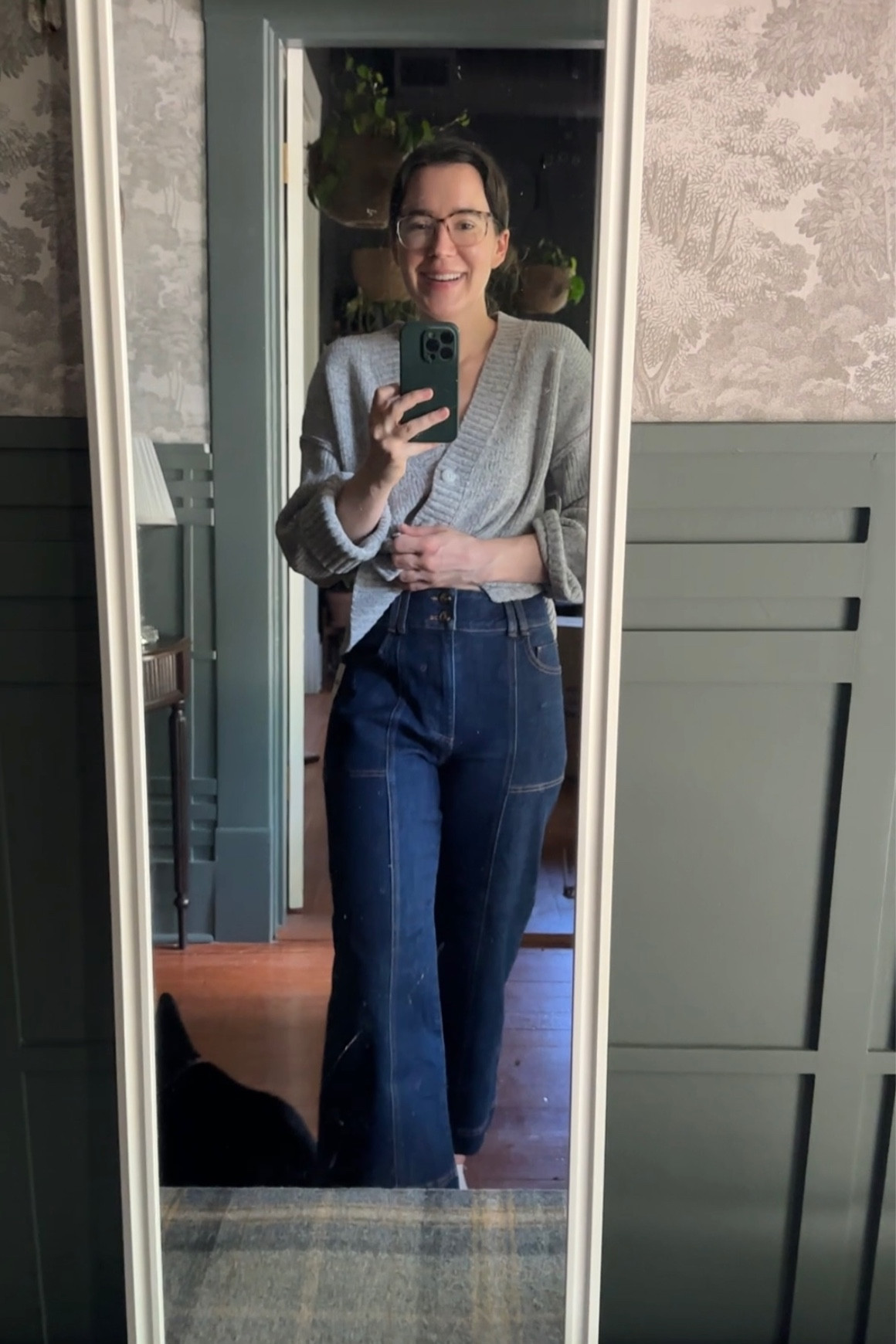 This cropped cardigan is maybe the softest thing I’ve ever owned and the perfect length—did I mention I’m excited for fall?? 🥰🍂

#LTKFind 

#LTKstyletip #LTKSeasonal #LTKSale