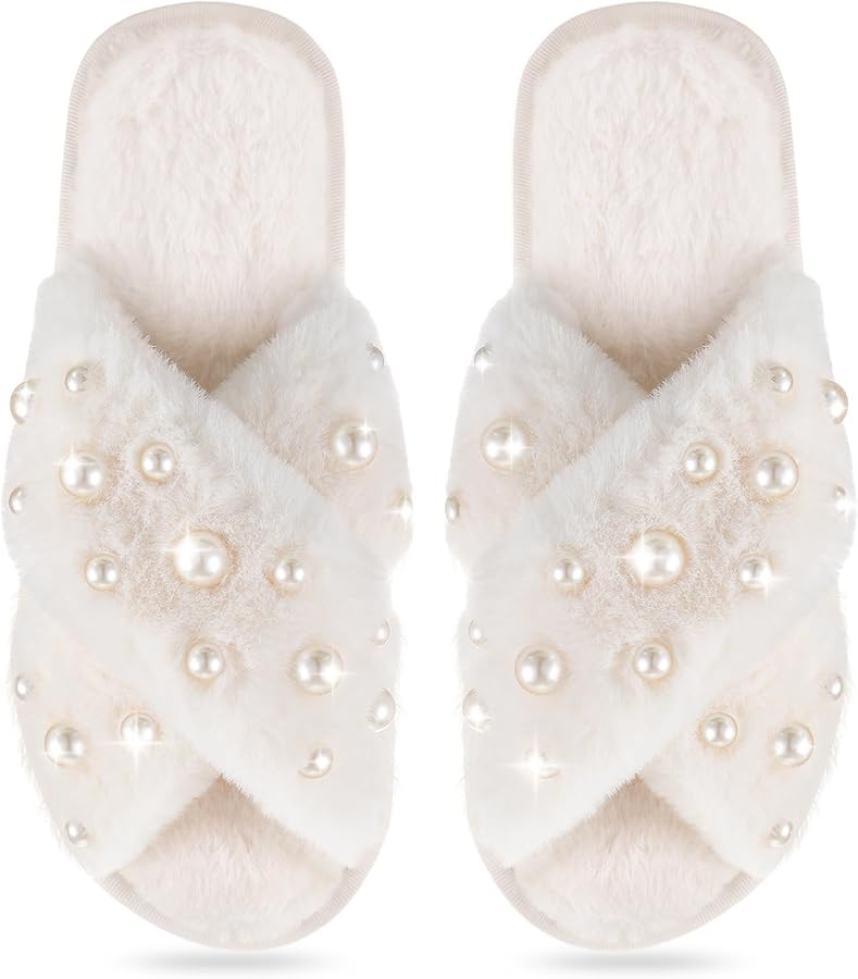 Jiuguva Bride Slippers Pearl Slippers for Wedding Women's Fuzzy Slippers Soft Bridesmaid Slippers... | Amazon (US)