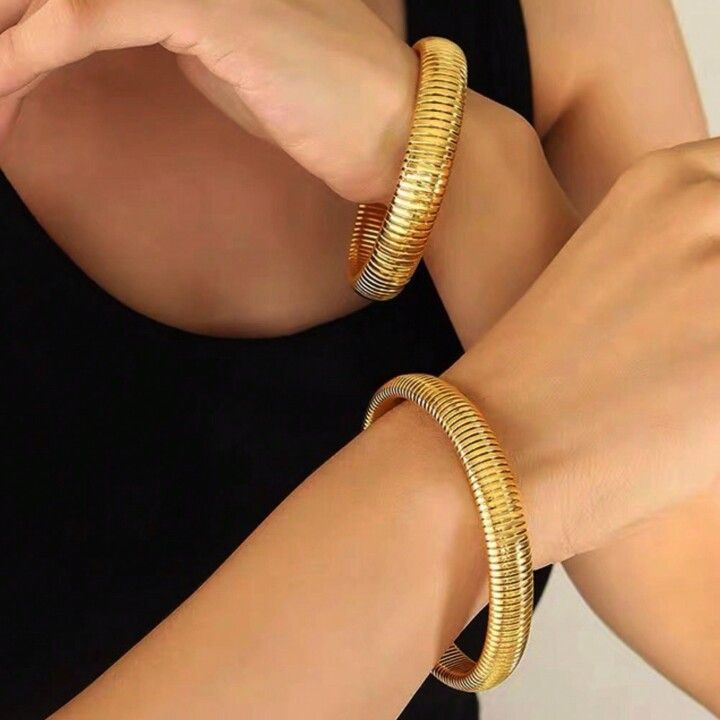 4Pcs Gold Bangle Multi-Layer Bracelets For Women Stretchy  Link Chain Bracelets Flexible Wide Wri... | SHEIN