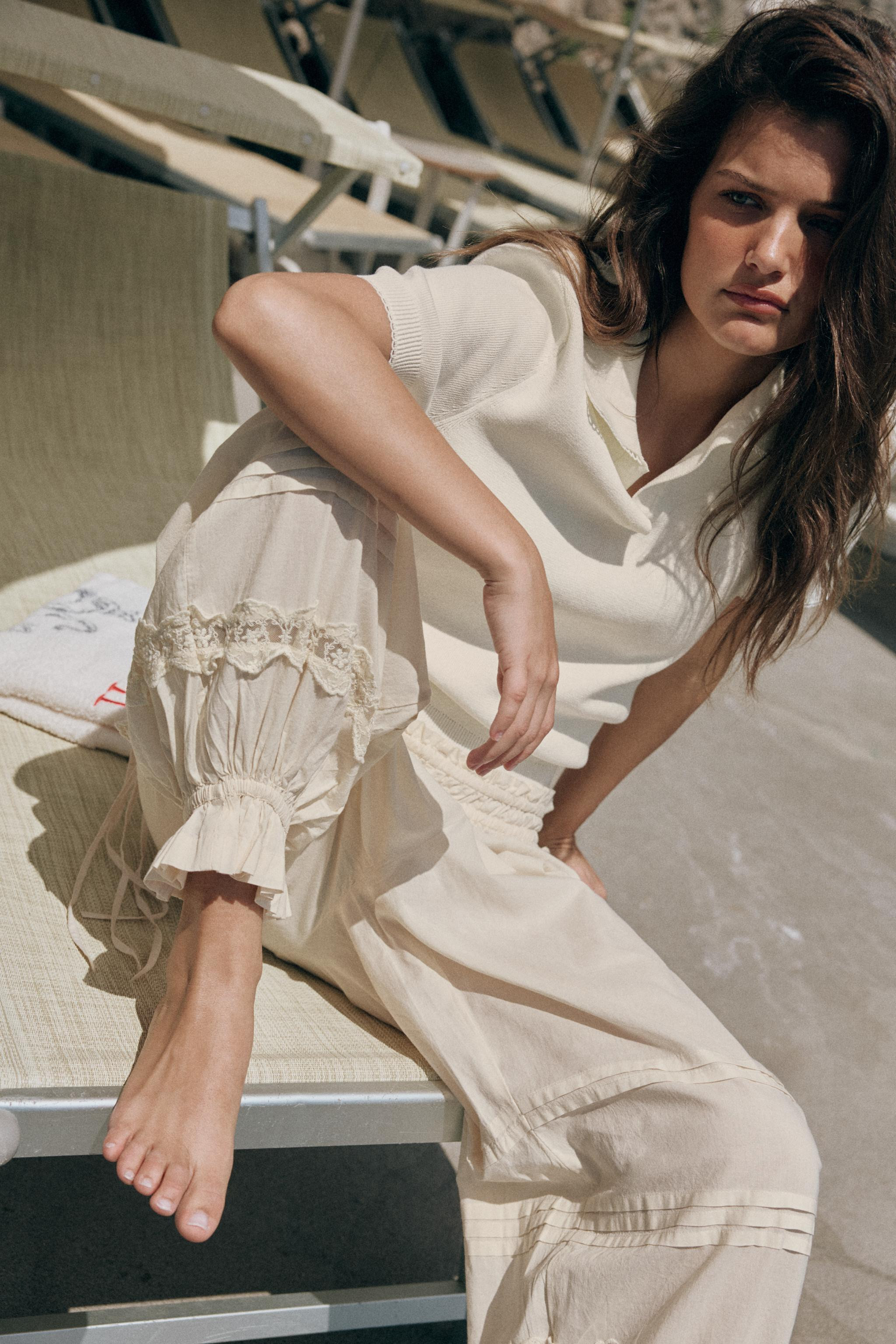 SAROUEL TROUSERS WITH PLEATS AND LACE | Zara UK