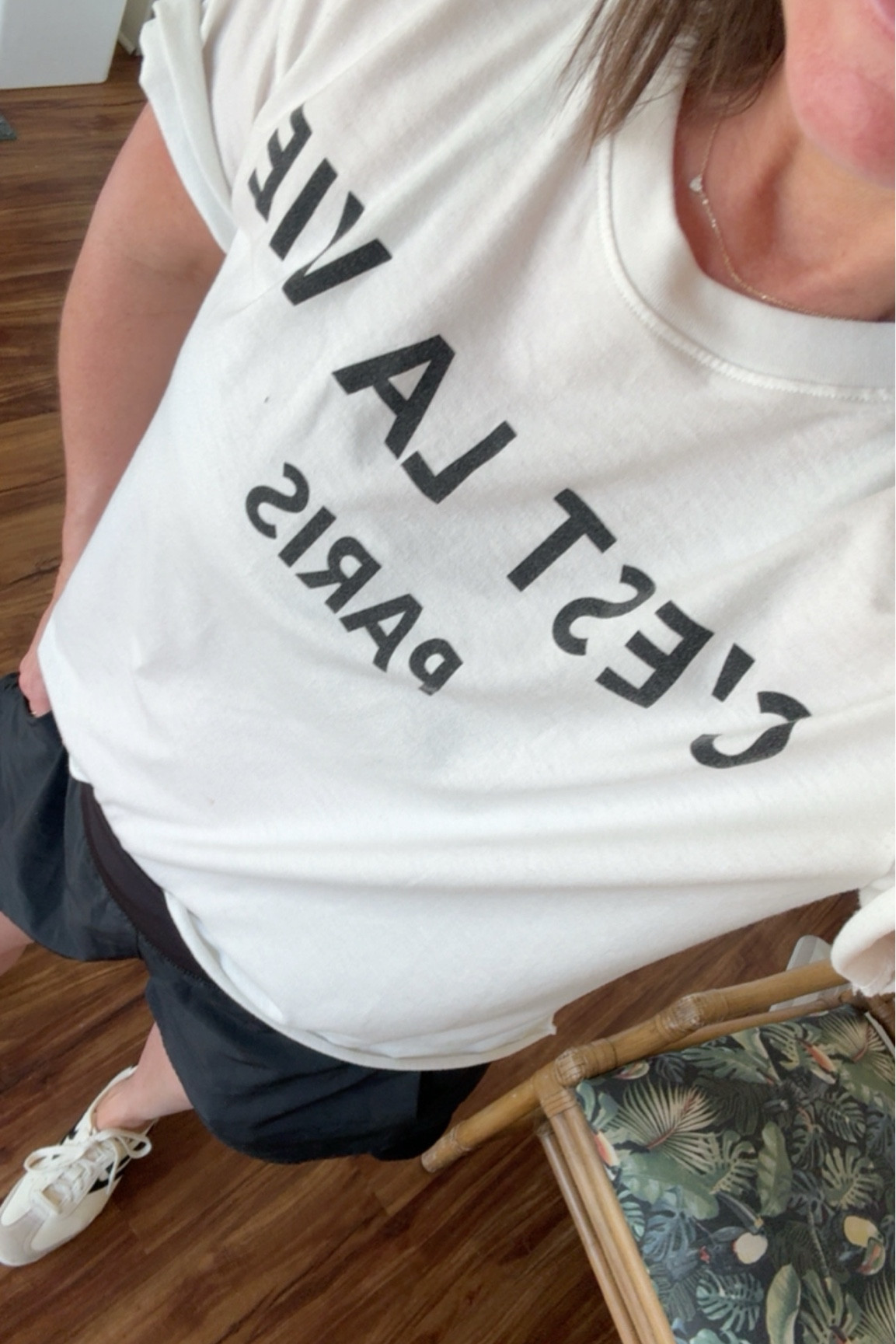 Paragraphs tee!

#LTKootd #LTKgrwm #LTKOver40