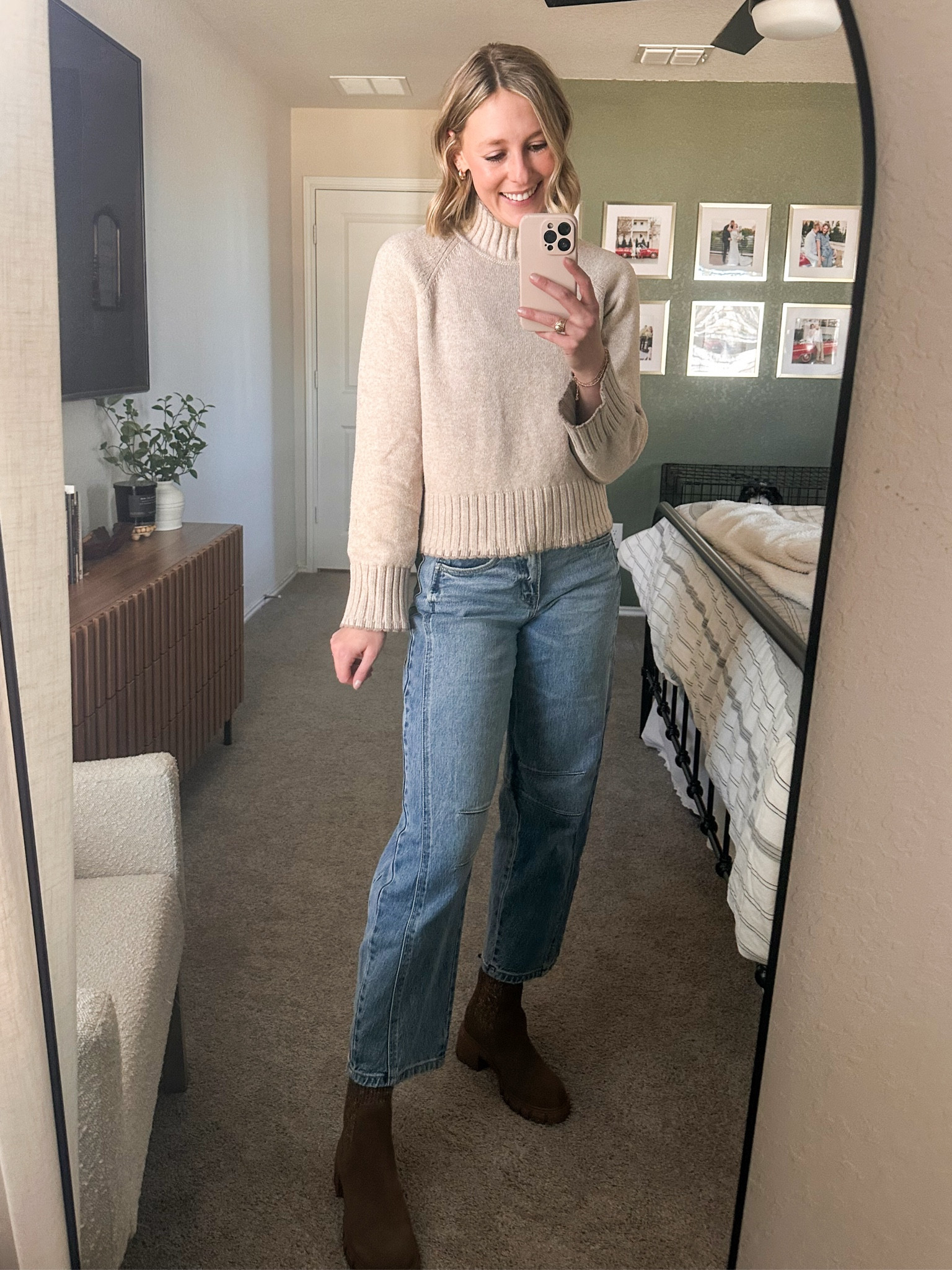 new favorite gap sweater 🤎

#LTKSeasonal #LTKStyleTip #LTKSaleAlert