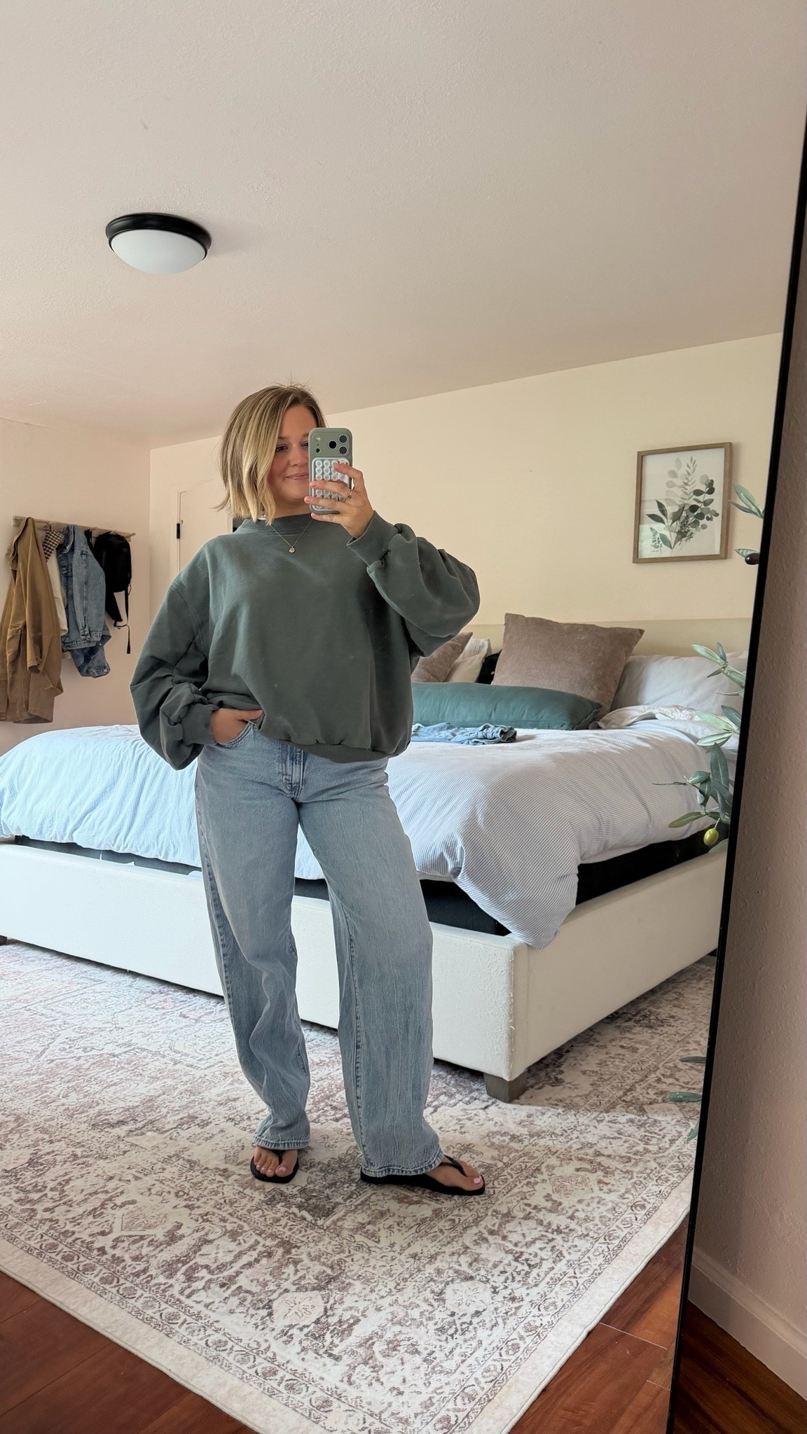 casual comfy outfit // jeans run tts and are on sale rn!! Truly some of the best denim

#LTKootd #LTKSaleAlert #LTKPetite