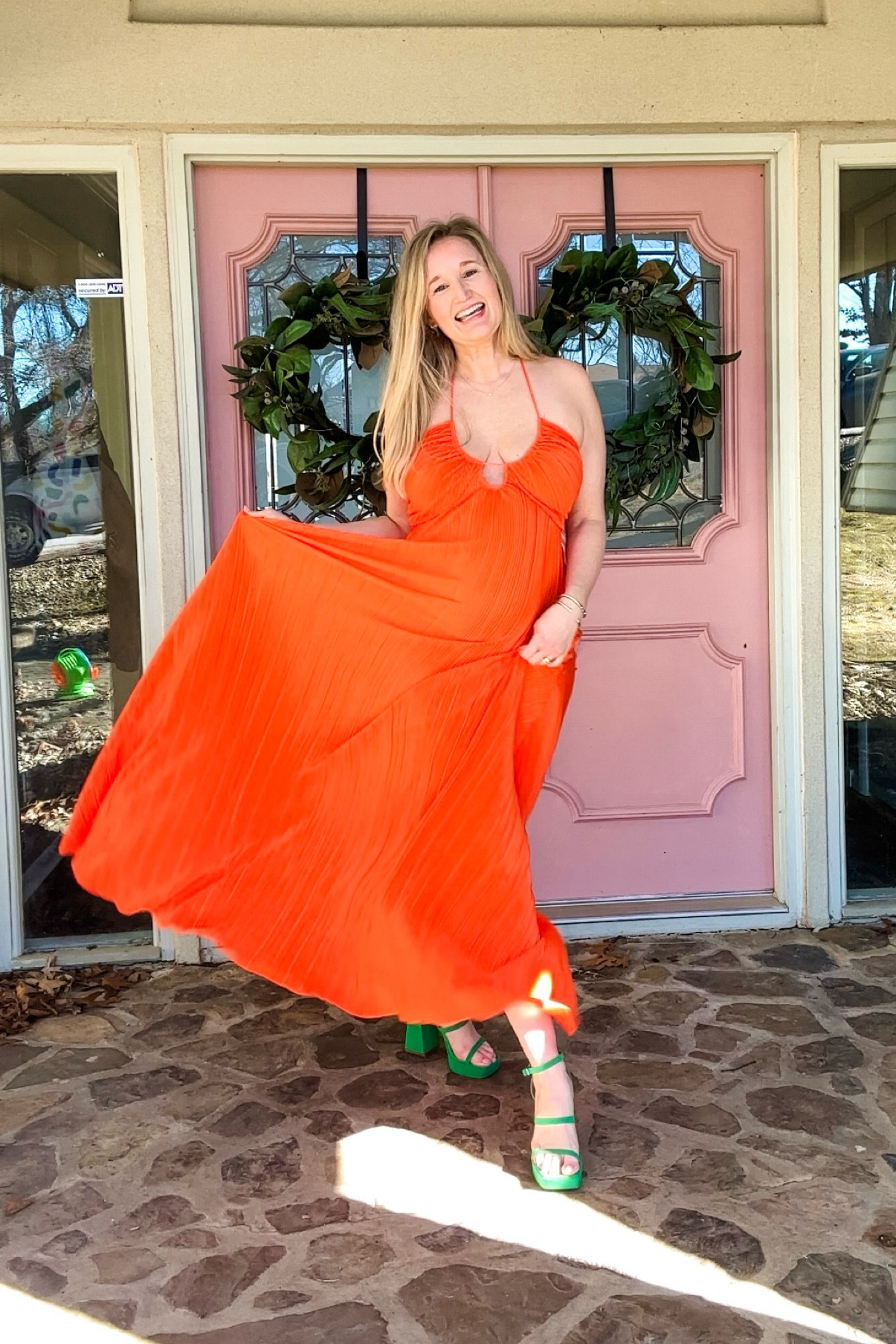 The best maternity wedding guest dress! Bump friendly and postpartum friendly 🤩 comes in 4 colors under $100!

Pregnancy wedding guest dress, spring maternity dress for wedding

#LTKfindsunder100 #LTKbump