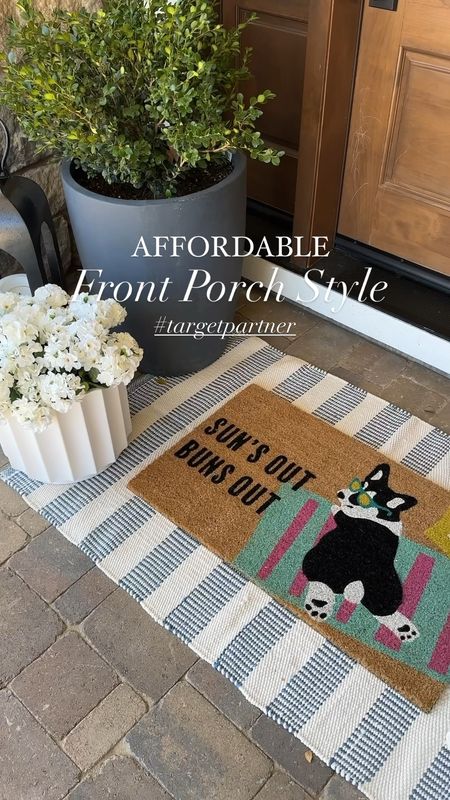 Affordable Front Porch Summer styling!

Get your front porch summer ready with this simple and affordable look while items are on sale!

#LTKHome #LTKSaleAlert #LTKVideo