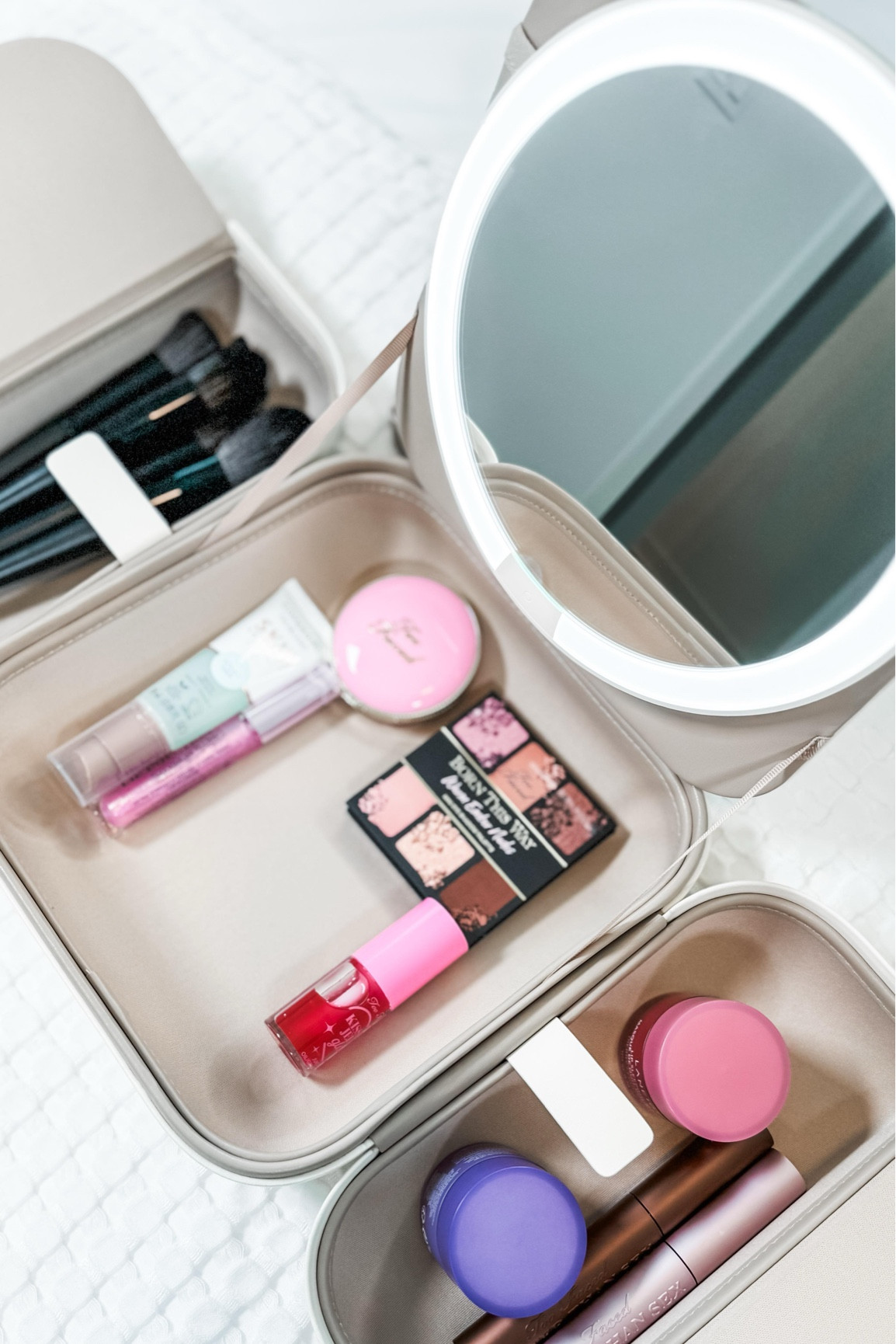 🚨ON SALE TODAY! 19% off + $40 OFF COUPON!

Comment “Travel Vanity” and we will dm you the direct 🔗 to 🛒 this video 🔗

An absolute travel must have! This little vanity makes a big impact! Easily take your essentials with you on the go. The LED mirror can be removed to be used separately and re-attaches via magnet. 

Also great for an everyday makeup bag!

#neatlyembellished #professionalorganizer #homeorganizer #homeorganizing #organization #organizingideas #organizingtips #organizinghacks #organizedhome #organizedmom #organizedlife #amazon #amazonmusthaves #amazonfavorites #amazonfinds #amazonfaves #amazoninfluencer #amazoninfluencerprogram #amazonhome #makeup #makeuplife #makeuplover #vanity #vanitymirror #vanitygoals #travellife