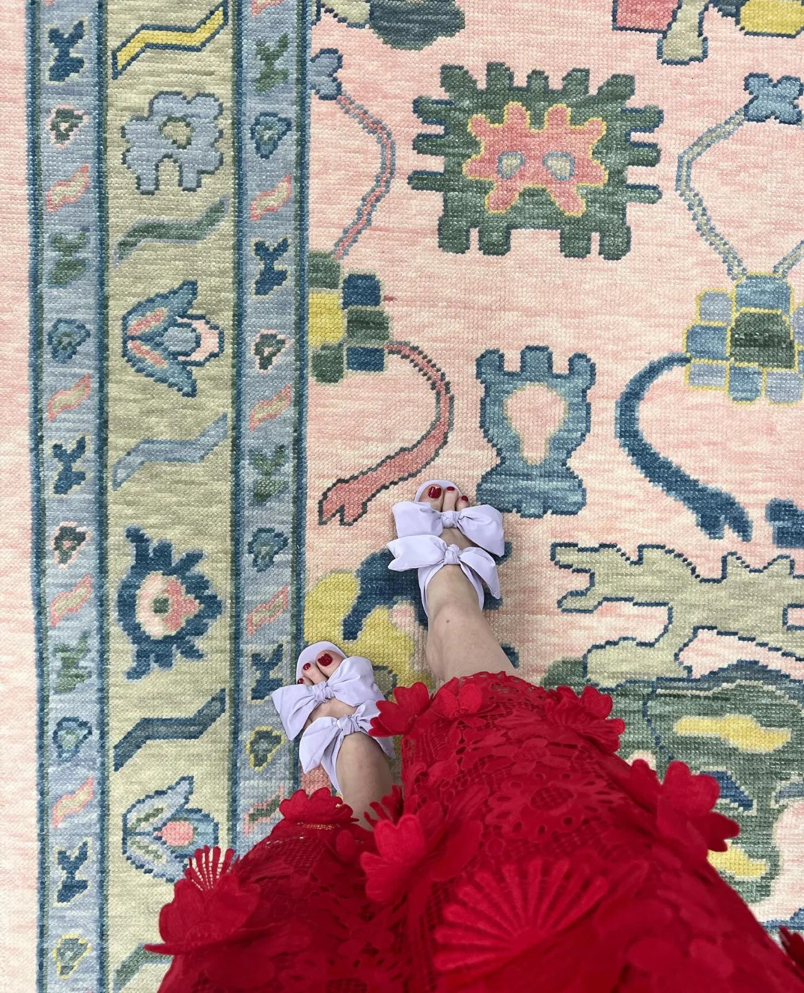 Double Dutch | English Village Lane