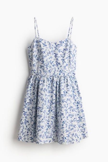 Blue floral mini dress - summer outfit 

#LTKfindsunder50 #LTKstyletip #LTKSeasonal