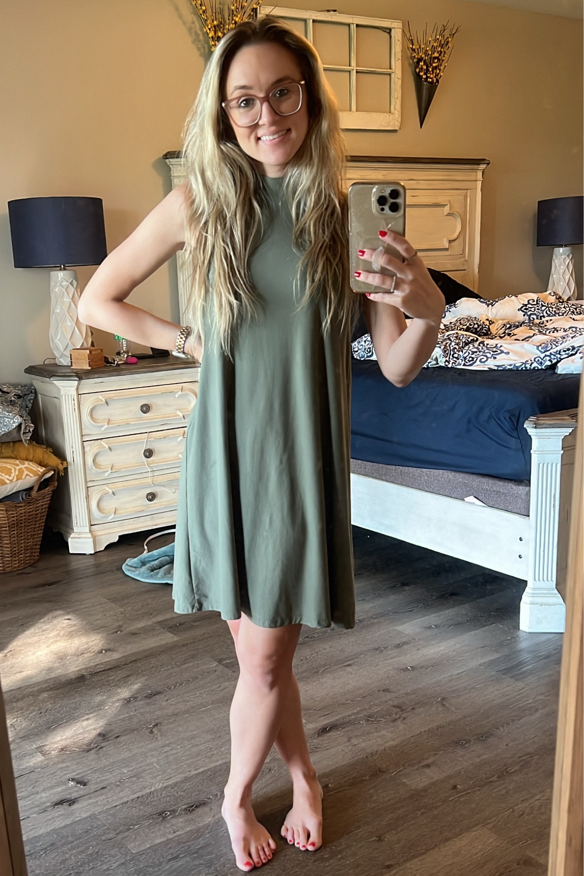 Trying to embrace my natural curls and I really gotta do something different 🤣 

Love this  dress! It’s so comfy. It’s old but linked some similar options!

#LTKstyletip