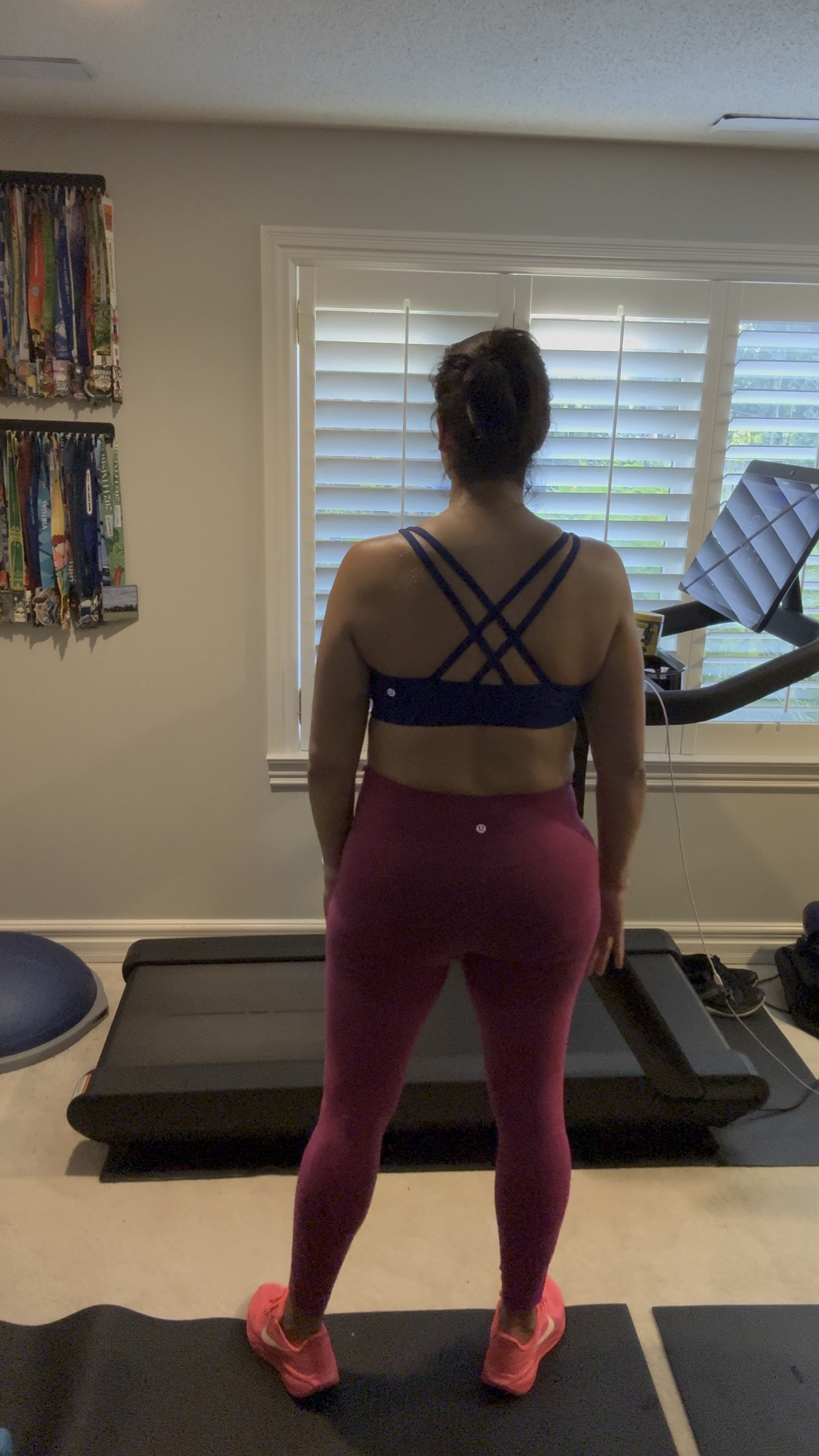 Why I love Wunder Train by lululemon… this is AFTER a 10km run - gear still in place no chafe, still cute even though drenched 

Workout ootd
Midsized fitness 

Jewel tones workout 


#LTKMidsize #LTKFitness #LTKActive