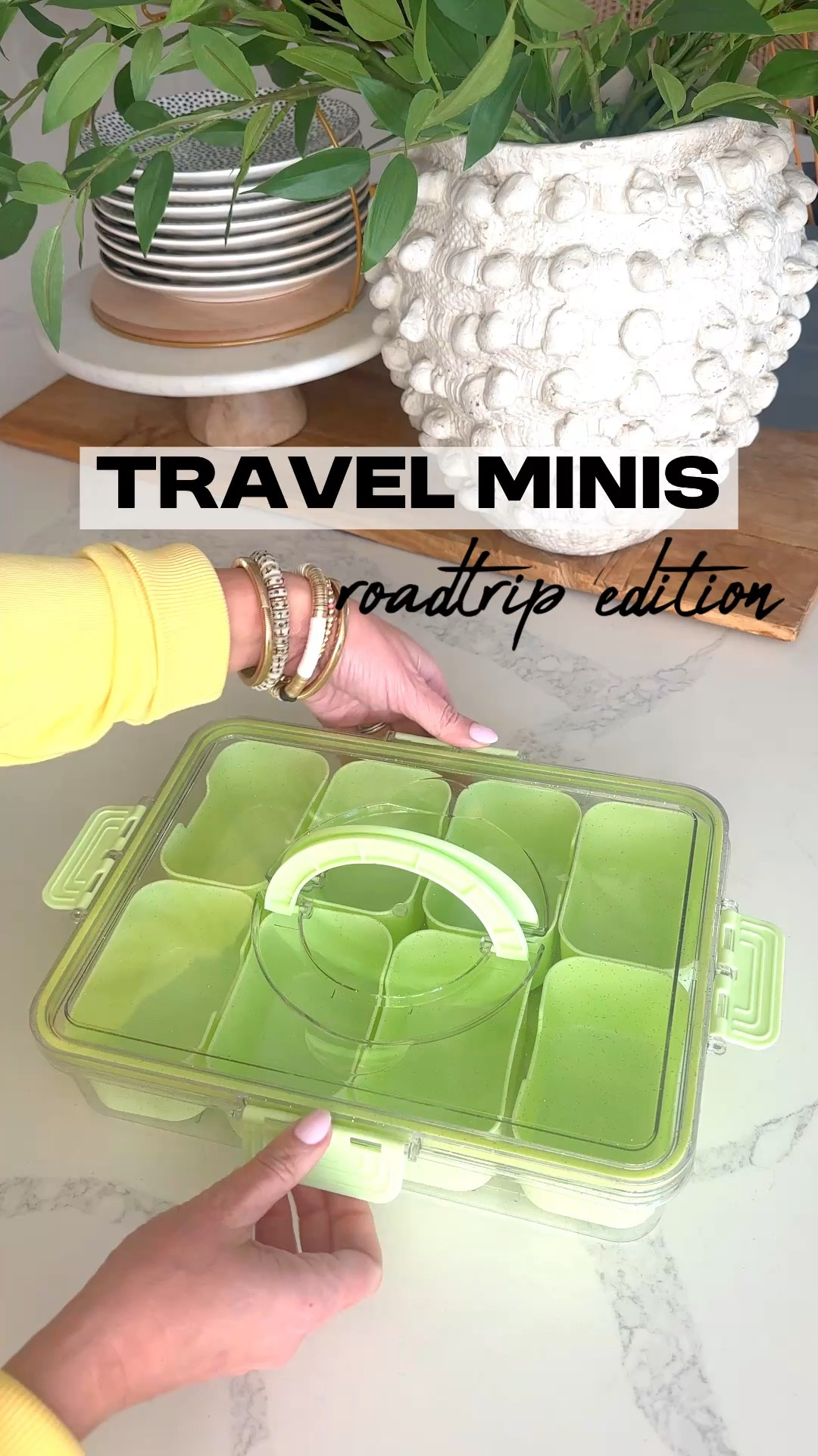 Whatever it takes to make those roadtrips go a little smoother!🚙  I linked these travel minis and colorful snackle boxes!  Perfect for a roadtrip or to stock for your guest room/bathroom! 
.
.
.


#LTKHome #LTKFamily #LTKTravel