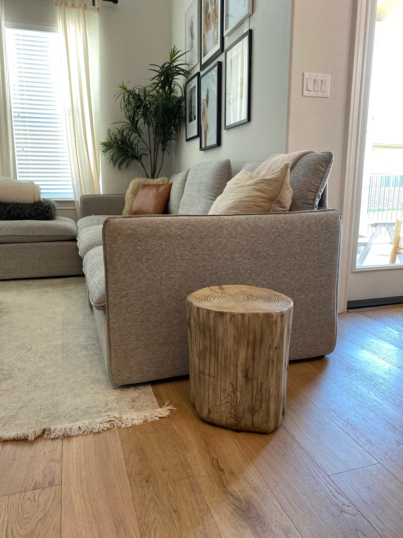 I love finding unique pieces from all over. You’ll see a mix of prices and I love finding luxe looks for less 🤩