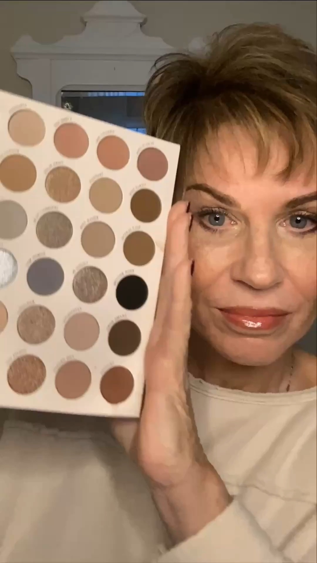 Soft, everyday neutrals I reach for again and again ✨
This eye look is using Trip, U Rock, and Rumor Mill from the Stone Cold Fox palette. These shades blend beautifully, show up without looking heavy, and are flattering on every eye color—especially on mature eyes.
Linked here for easy shopping 

#LTKOver40 #LTKBeauty #LTKFindsUnder50