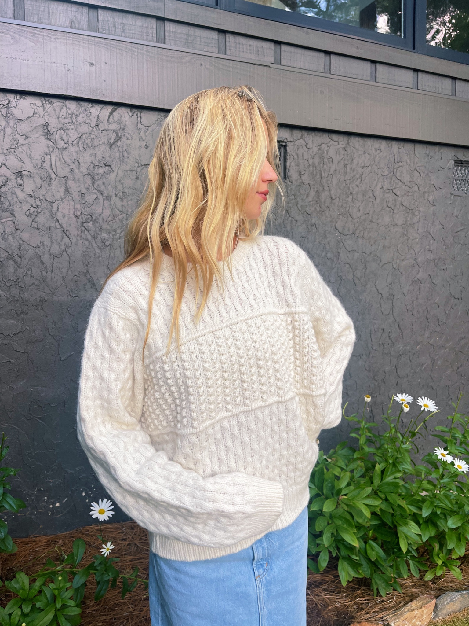 Cozy Fall Fashion

Fall  fall fashion  amazon fashion  sweater  cozy knit sweater  oversized sweater  fall tops  trendy fall fashion  denim skirt  MarlaFay  

#LTKStyleTip #LTKSeasonal