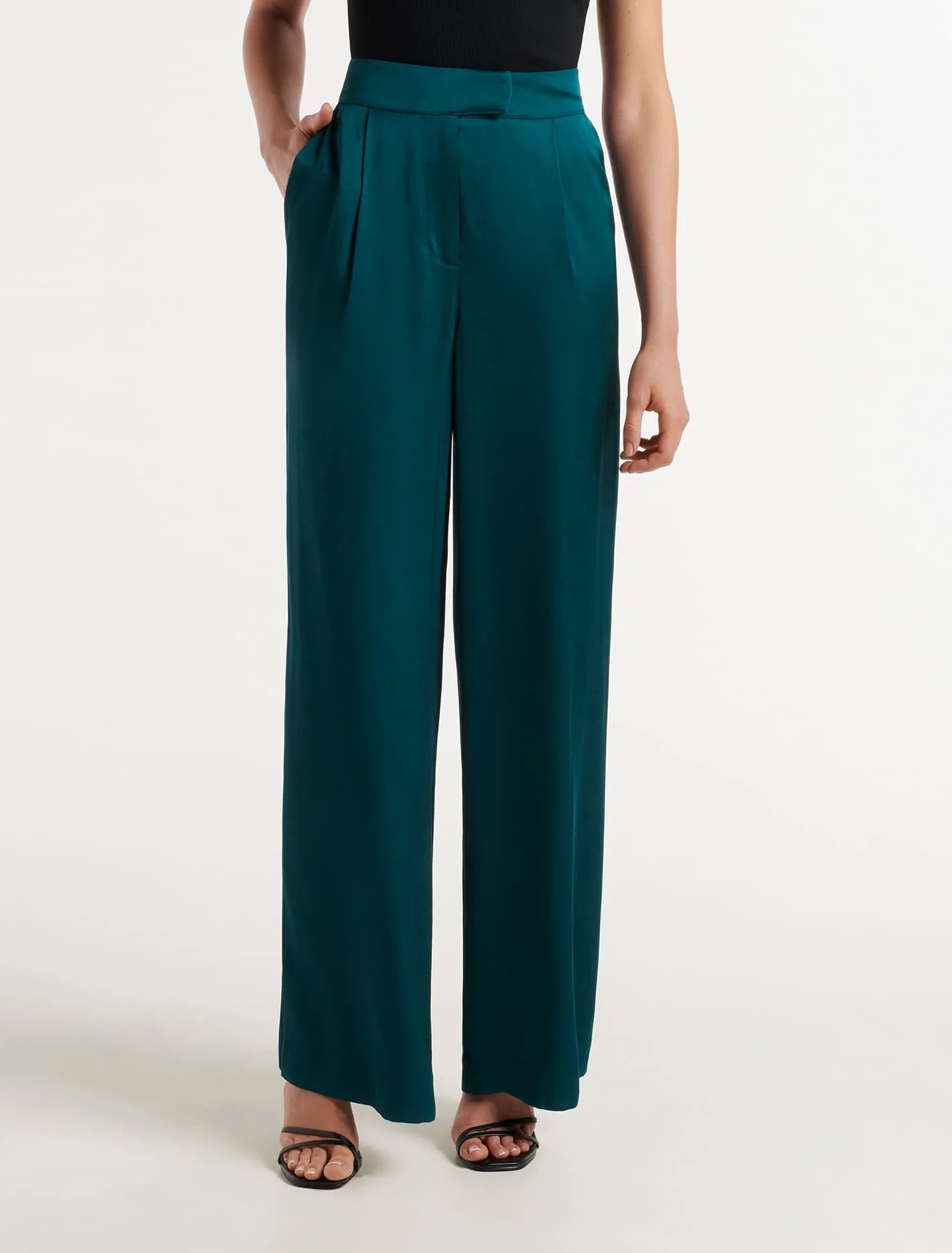 Alora Satin Wide-Leg Pants | Forever New (UK & IE)