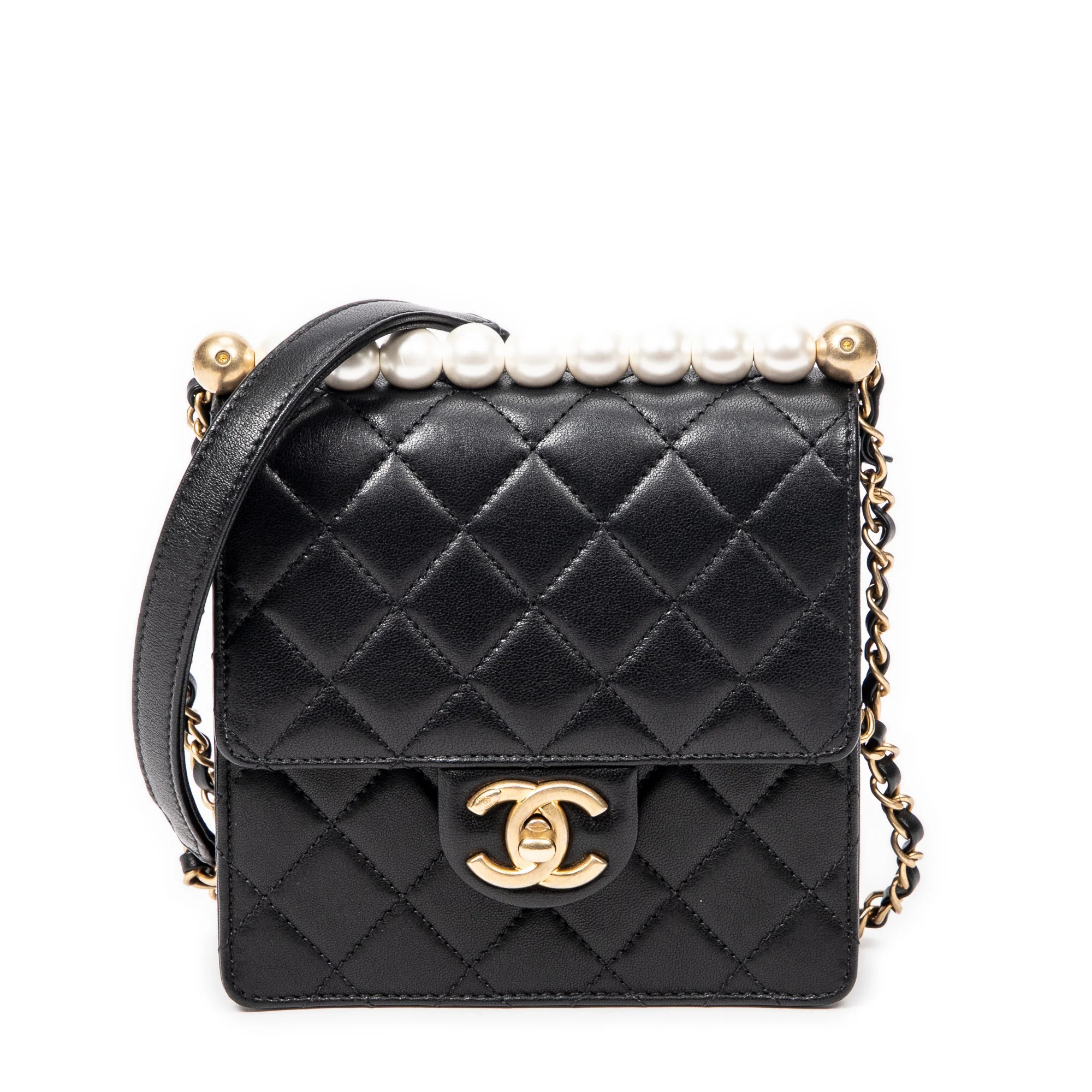 Chic Pearl Chain Flap | Shop Simon