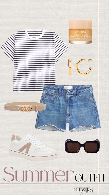Summer Outfit | Jean Shorts | Casual Summer Outfit Ideas | Women’s Outfit | Fashion Over 40 | Forties Fashion | Sandals | Sneakers | Gold Accessories | The Fashion Sessions | Tracy

#LTKstyletip #LTKSeasonal #LTKshoecrush