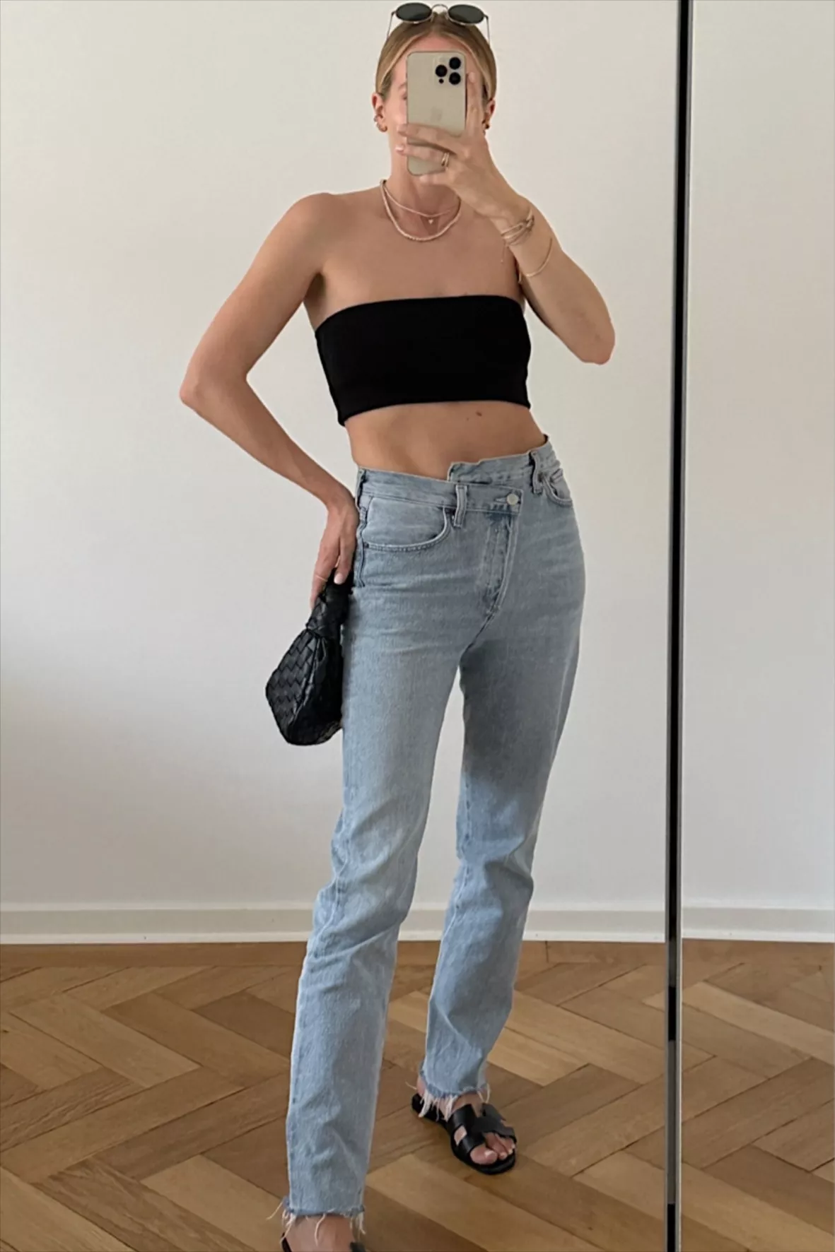 Outfit inspo for a city break  Tube top and jeans, Tube top