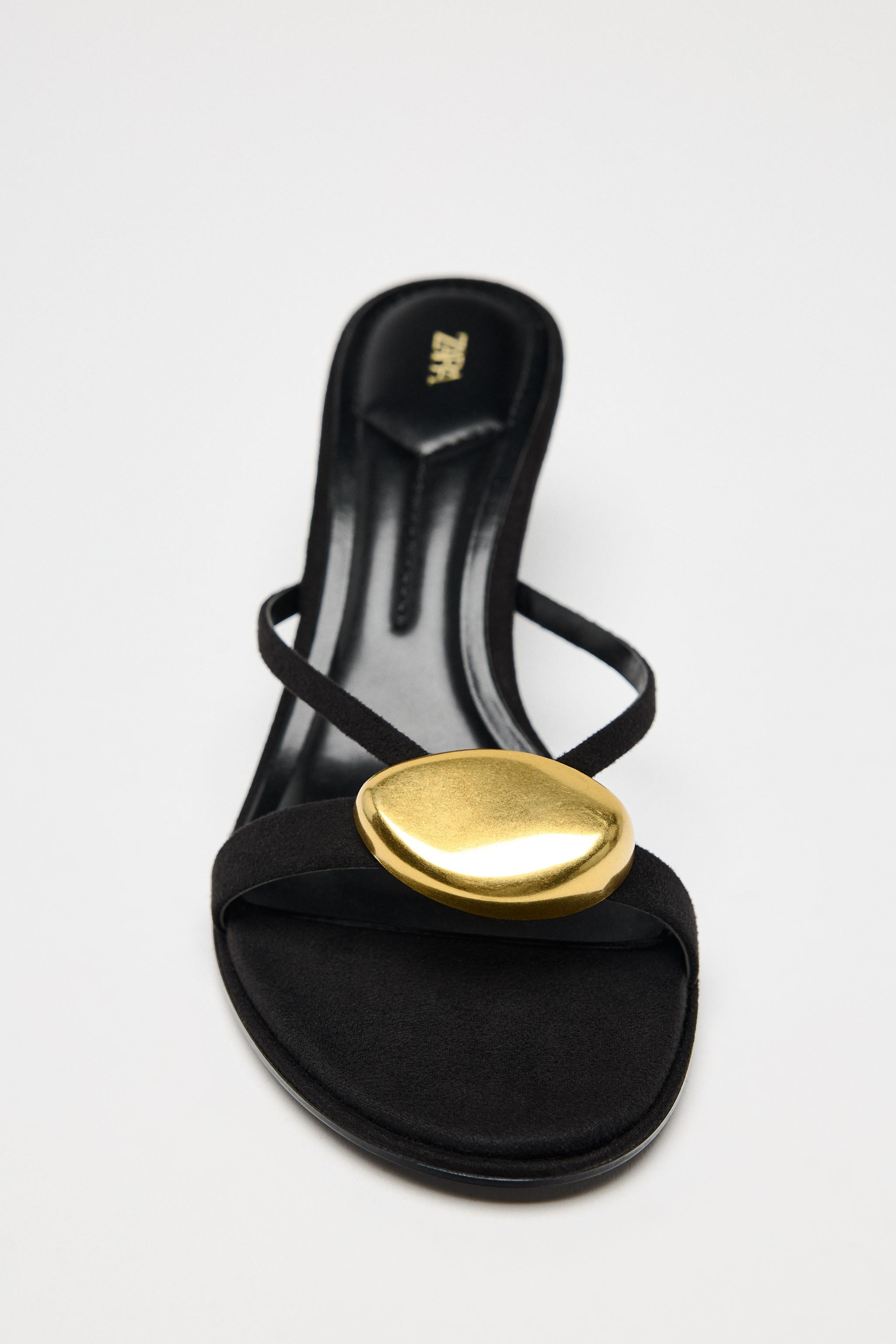 SANDALS WITH METALLIC DETAIL | Zara US