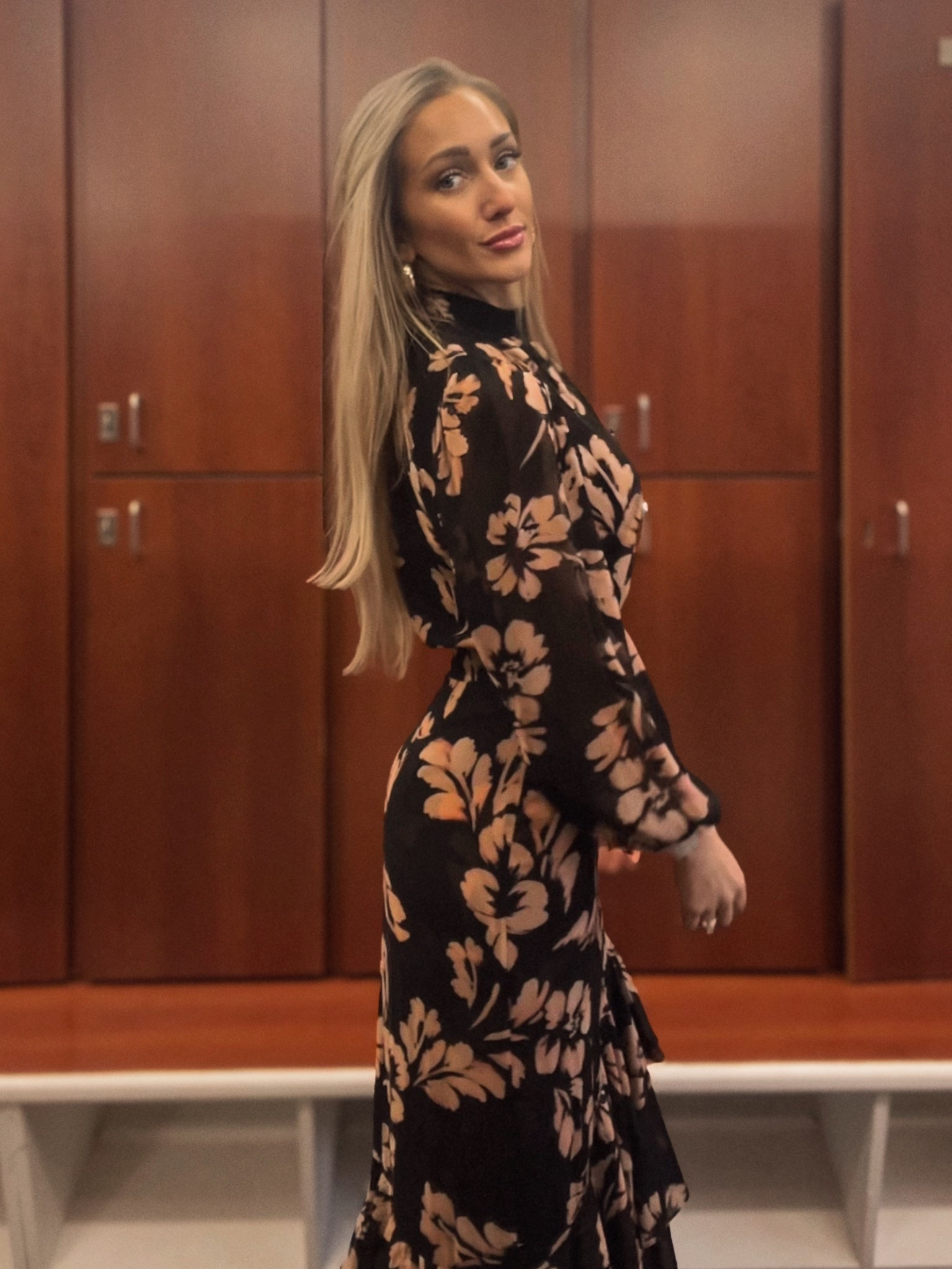 Work Outfit
Wedding Guest Dress
Spring Dresses
Floral Dresses
Maxi Dress
Sale Boots
Dolce Vita
Gold Earrings
Gold Bracelet

#LTKWedding #LTKSeasonal #LTKWorkwear