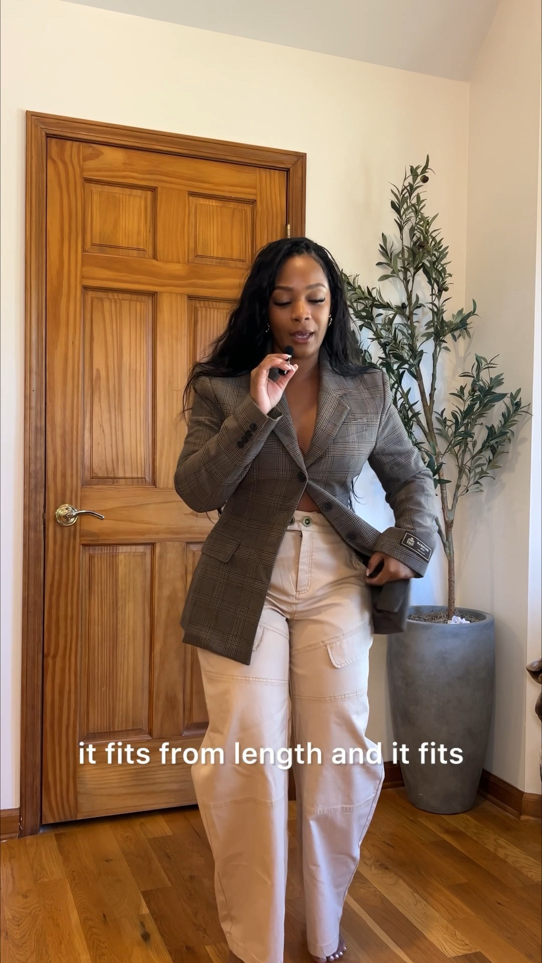 Size small in blazer and lace shirt
28 in pants for oversized look 
29 in jeans 

#LTKTravel #LTKStyleTip #LTKBeauty