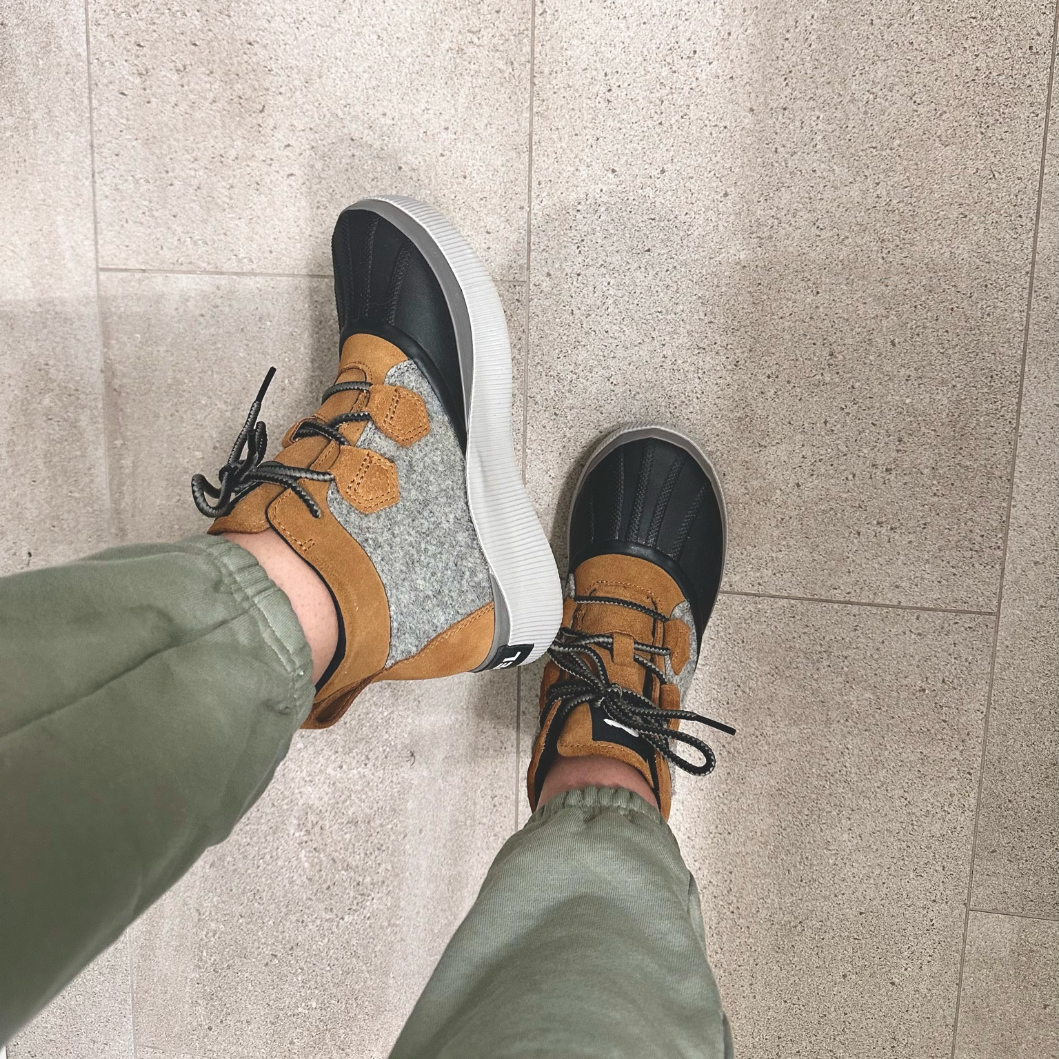 Sorel snow boots, winter shoes, winter boots, winter fashion

#LTKShoeCrush #LTKStyleTip