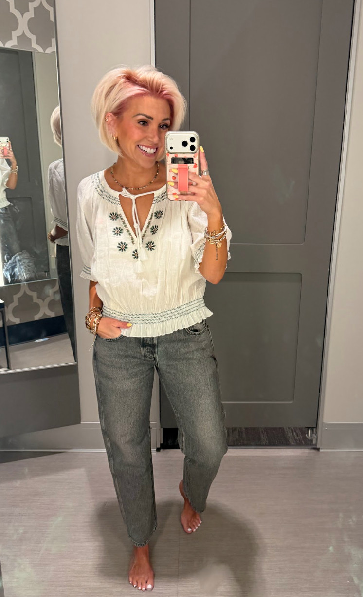 Loving this vibe!! Pants: 2 // Top: Medium  

 #LTKootd