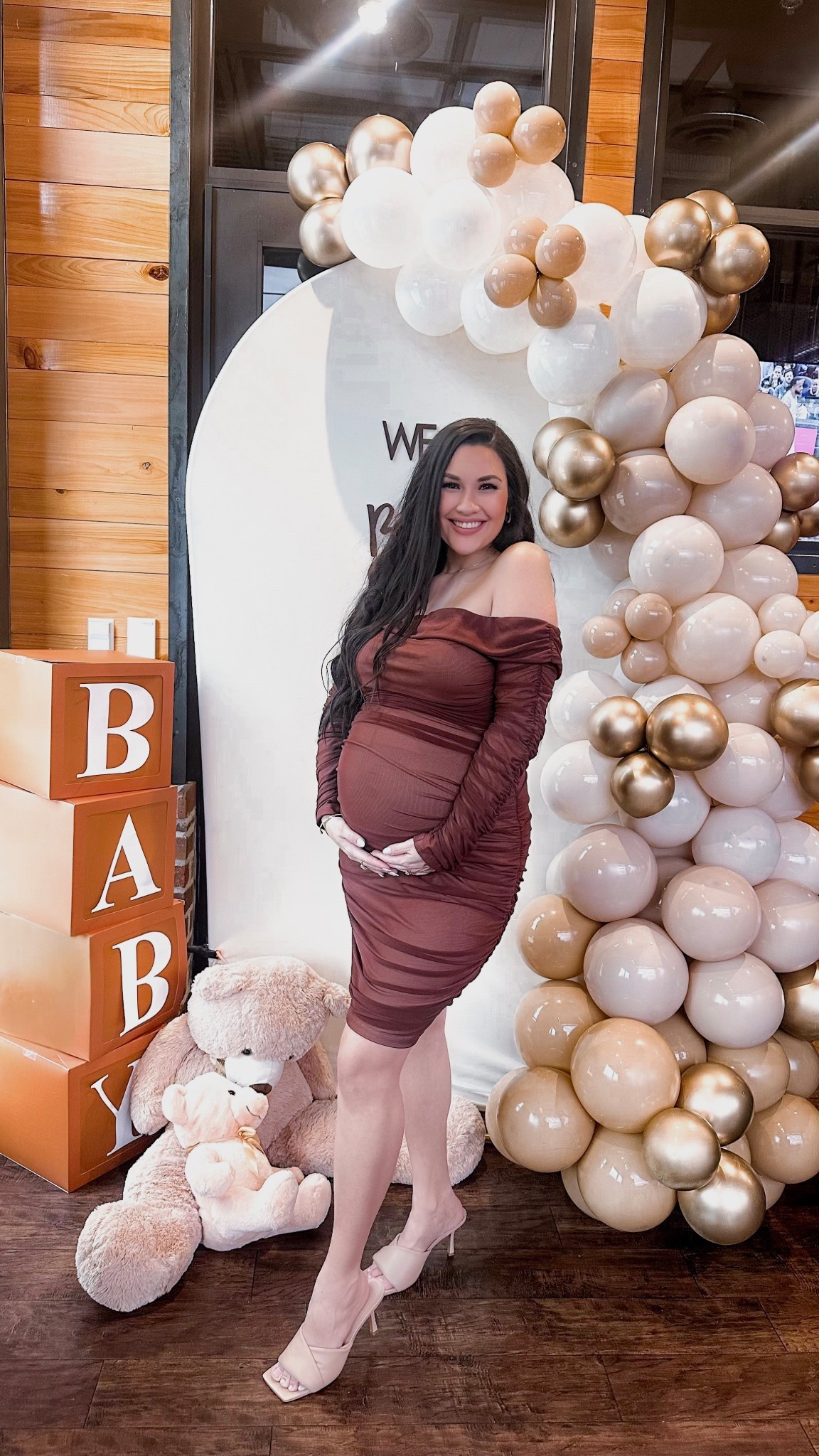 Baby shower outfit 

#LTKMidsize #LTKBump #LTKStyleTip