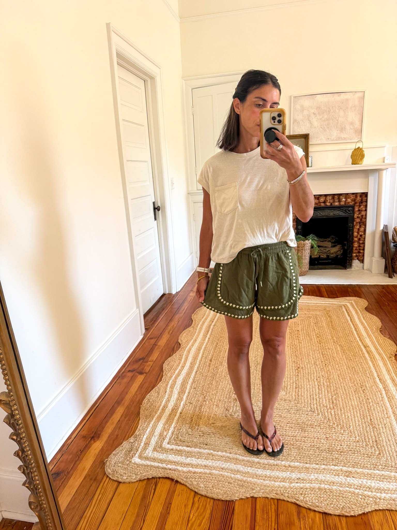 X small shorts and small tee

#LTKSeasonal #LTKdayinmylife #LTKgrwm