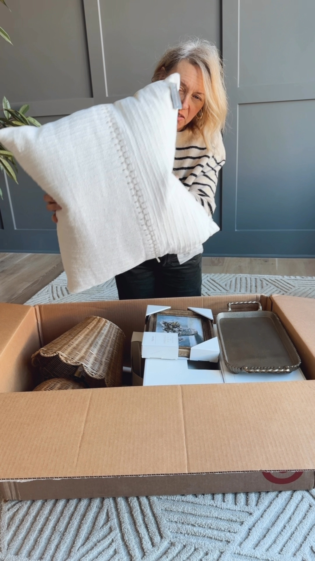 Throw pillows i suggest buying from Target 


#LTKFindsUnder50 #LTKWatchNow #LTKHome