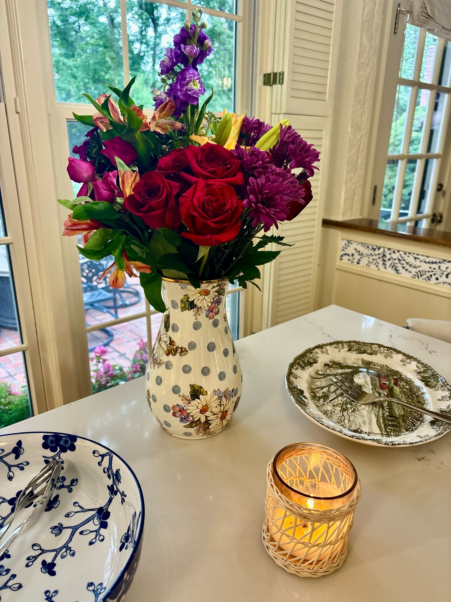 Mackenzie Childs vase

#LTKHome #LTKFindsUnder100 #LTKSeasonal