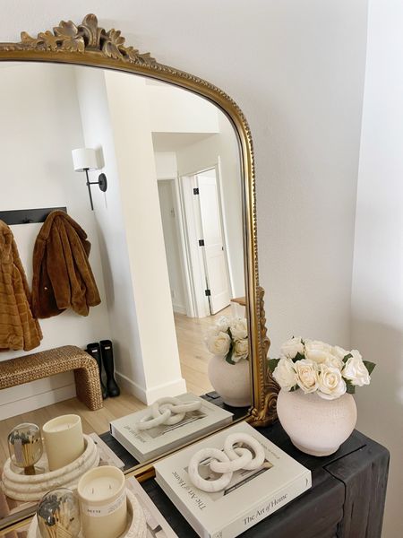 HOME \ entryway and console table details!

Decor
Amazon
Mirror
Target 

#LTKfindsunder50 #LTKhome