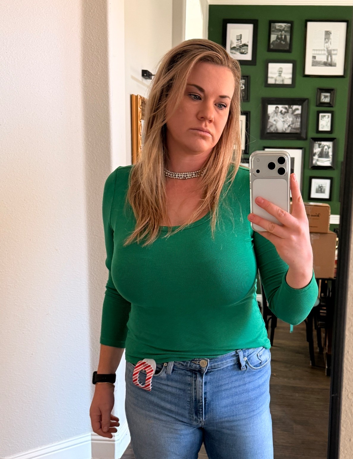 A simple tee and a pair of jeans is my go to! 💚💙

#LTKdayinmylife #LTKmomlife