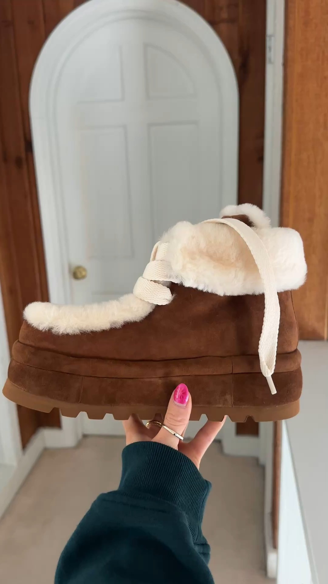 i wear a size 9 in this super cozy boots! size up if between!

#LTKootd #LTKSeasonal #LTKdayinmylife