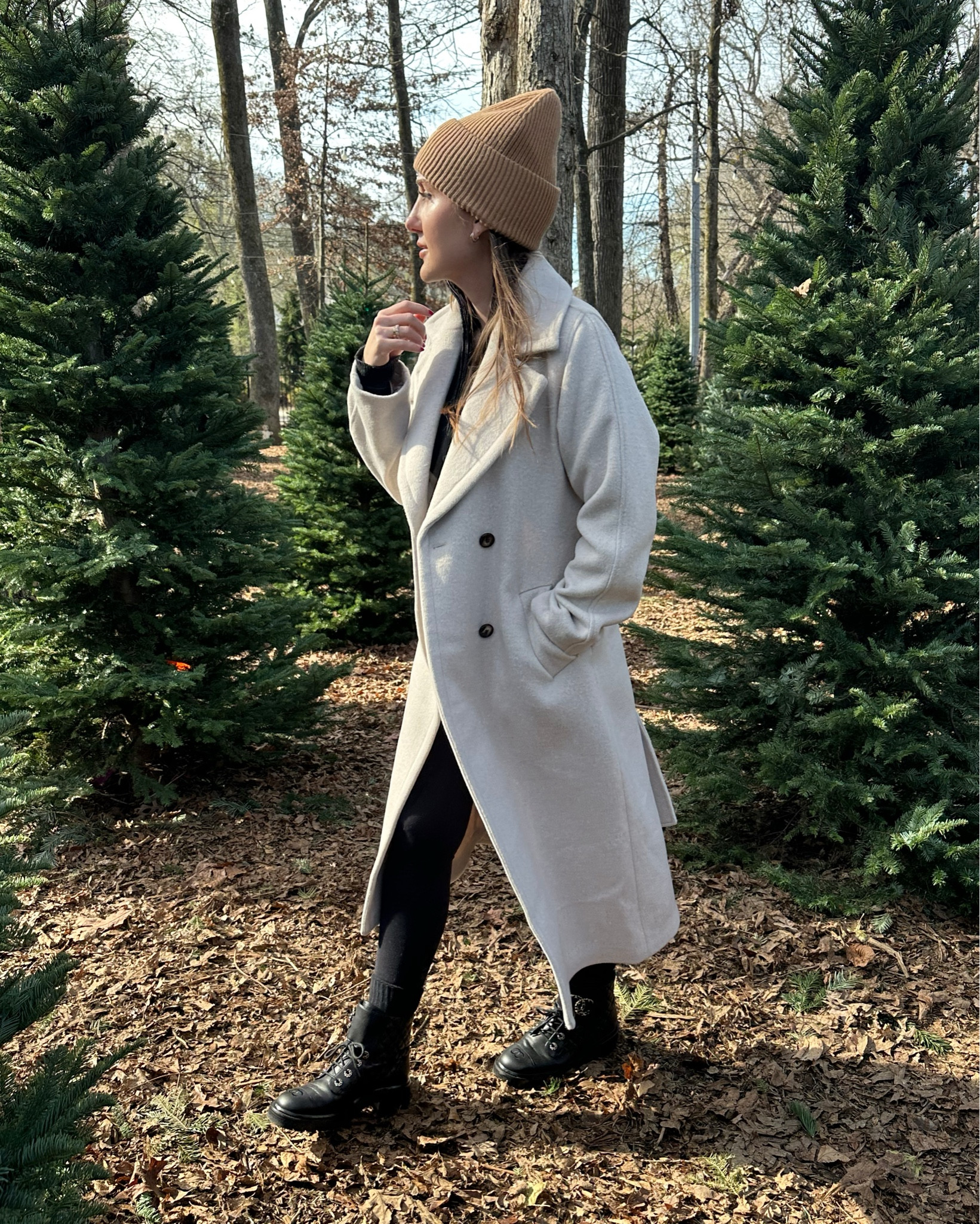 Tree farm ootd 
Cozy wool coat medium

#LTKootd #LTKSaleAlert