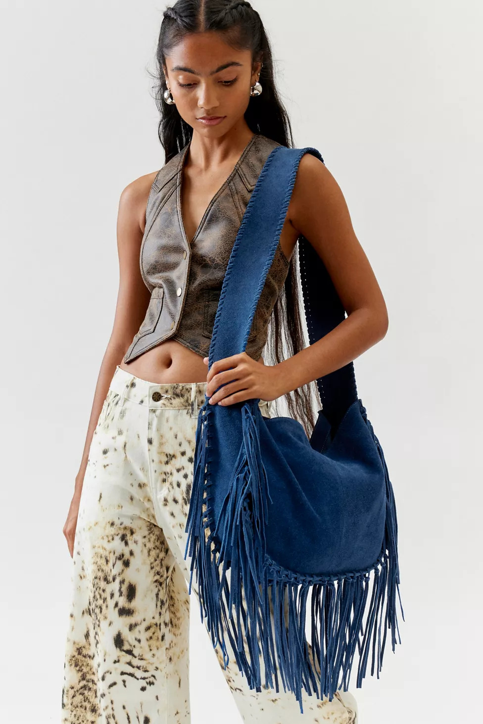 Silence + Noise Bettina Suede Hobo Bag | Urban Outfitters (US and RoW)