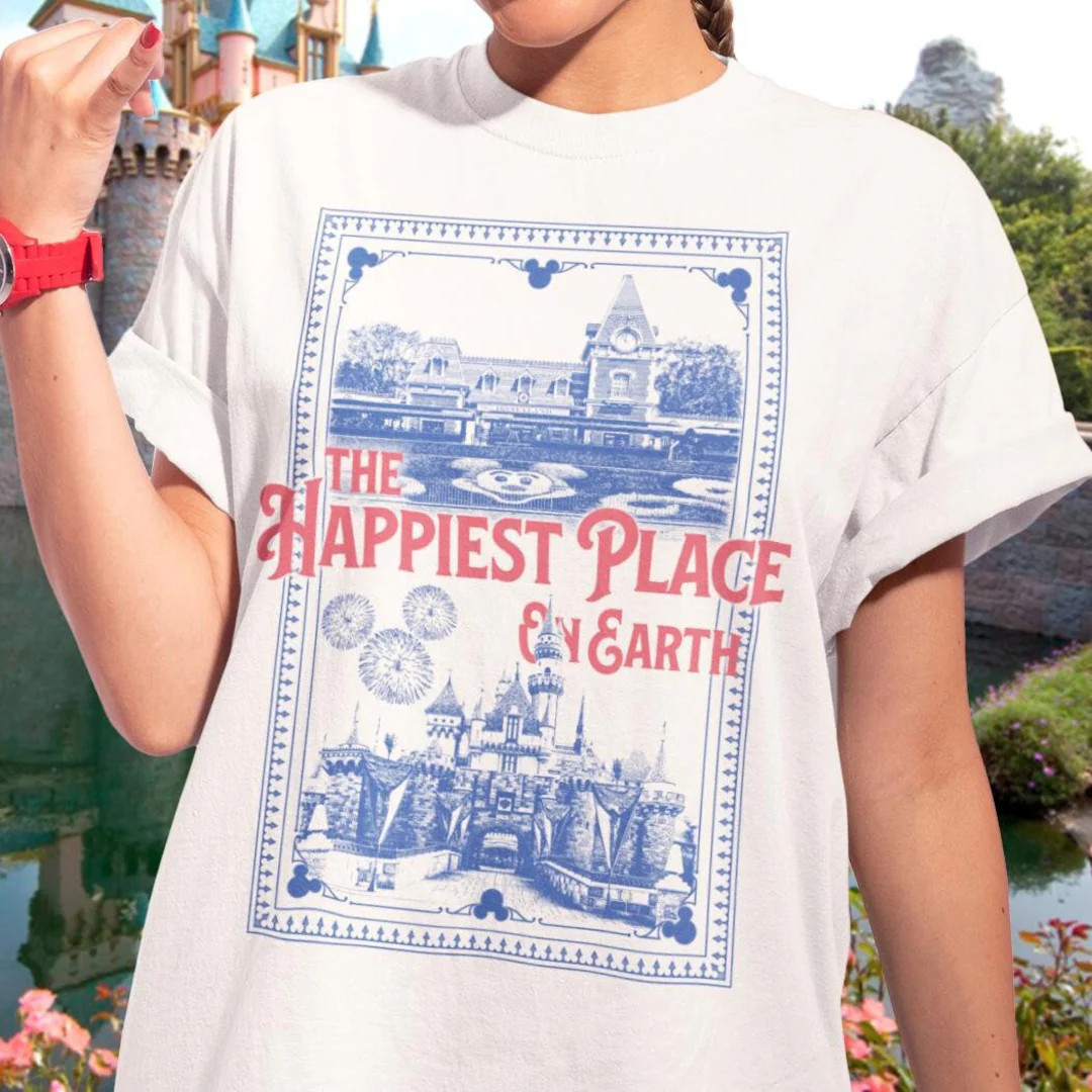 The Happiest Place on Earth Vintage Style Graphic T-shirt - Etsy | Etsy (US)