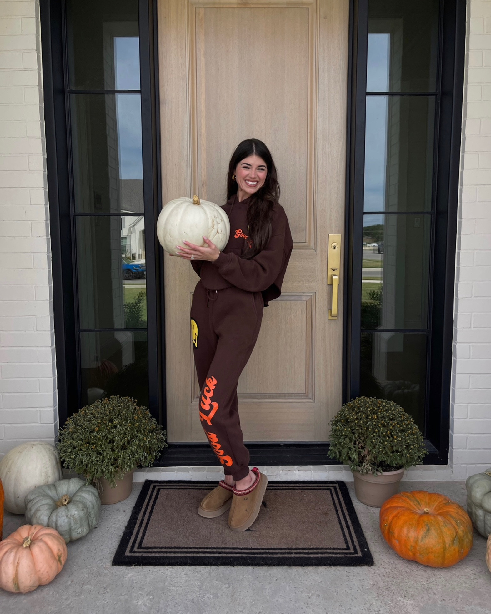 Cozy Fall Sweats 🤎

#LTKHolidaySale #LTKHoliday #LTKSeasonal