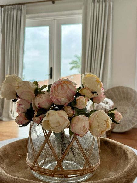 THE BEST FAUX PEONIES !
Perfect to add that gorgeous cottage touch to any space in your home decor!


#LTKHome #LTKFindsUnder50 #LTKSeasonal