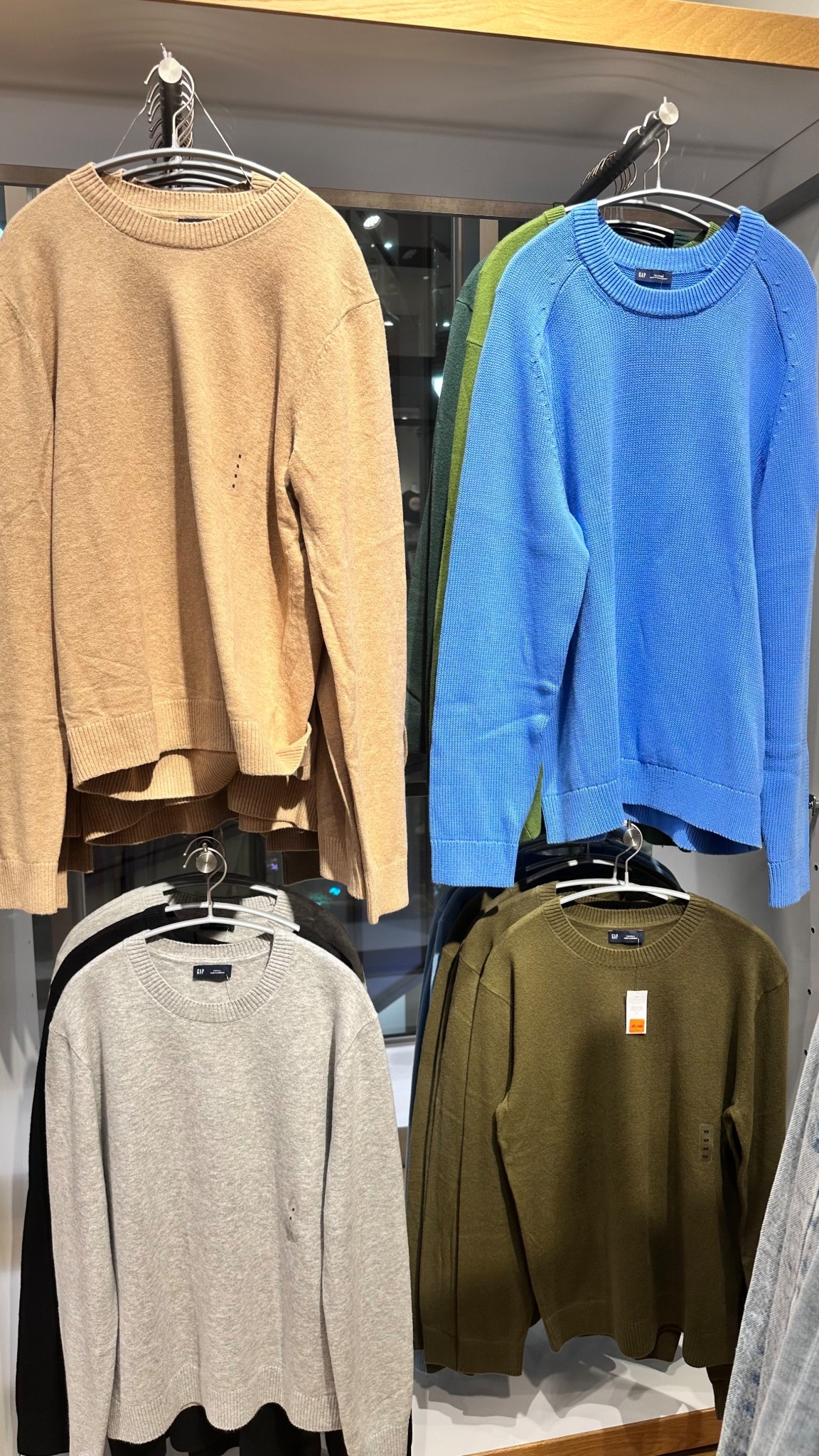 Your winter wardrobe needs a pop of color, and the Gap Crewneck Sweater is currently on major markdown! I’m obsessed with this royal blue and olive green for a "New Year" reset. These are a soft cotton blend, making them the perfect weight for transitioning into spring. 

Sale Alert

GapStyle #WinterSale #CrewneckSweater #LTKsalealert #ColorfulStyle

#LTKootd #LTKMens #LTKSaleAlert