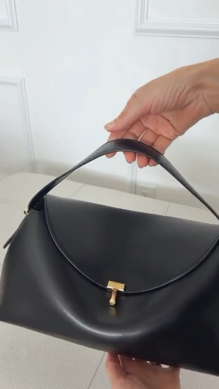 Designer bag under $1000
Timeless and elegant 
I love this bag so much, that inhale in three different colors. One of my favorite bags for daily and also traveling. 
You can also wear as a crossbody bag

#LTKU #LTKootd #LTKOver40