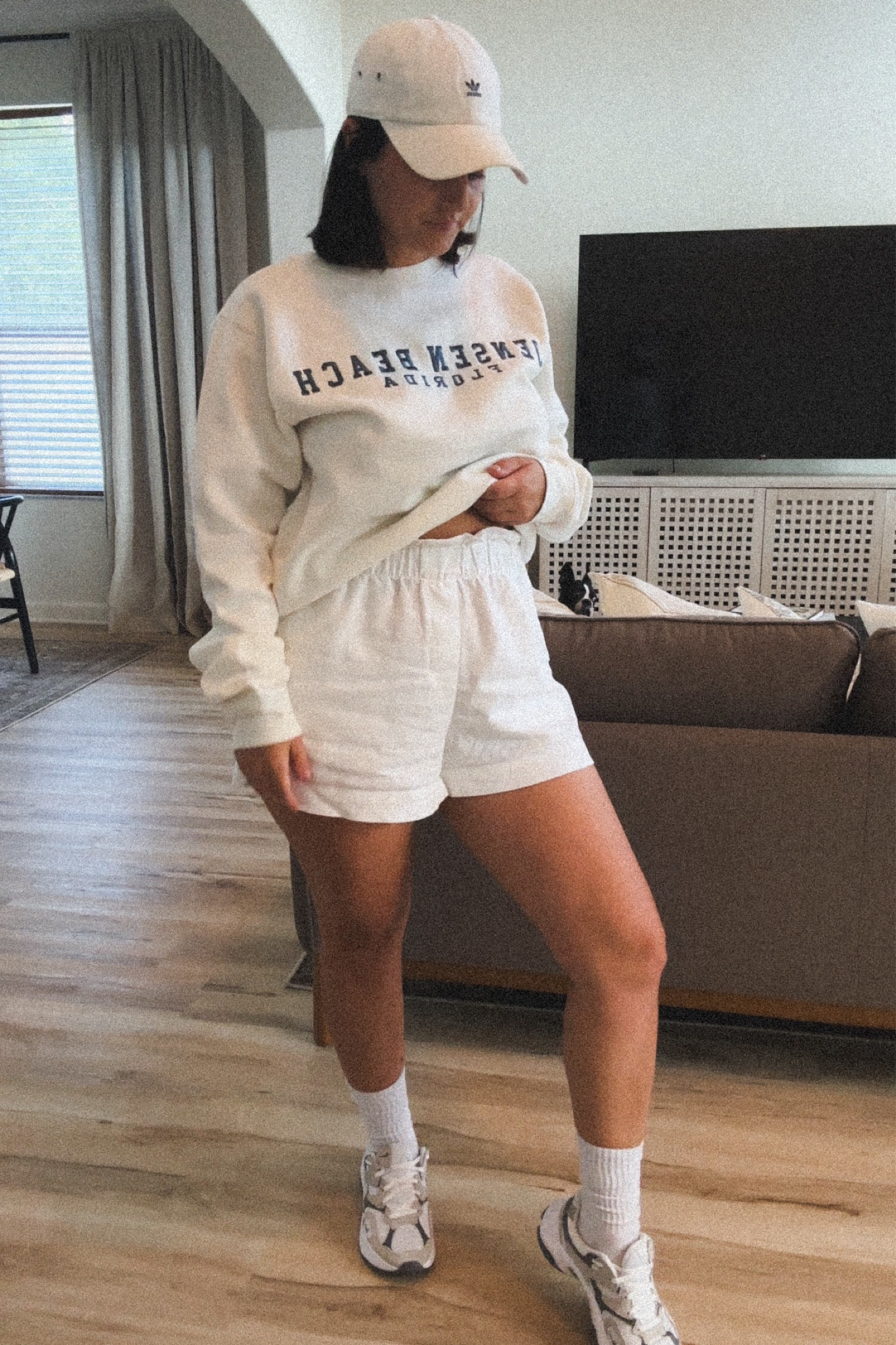 Size M

#LTKStyleTip #LTKFindsUnder50 #LTKMidsize