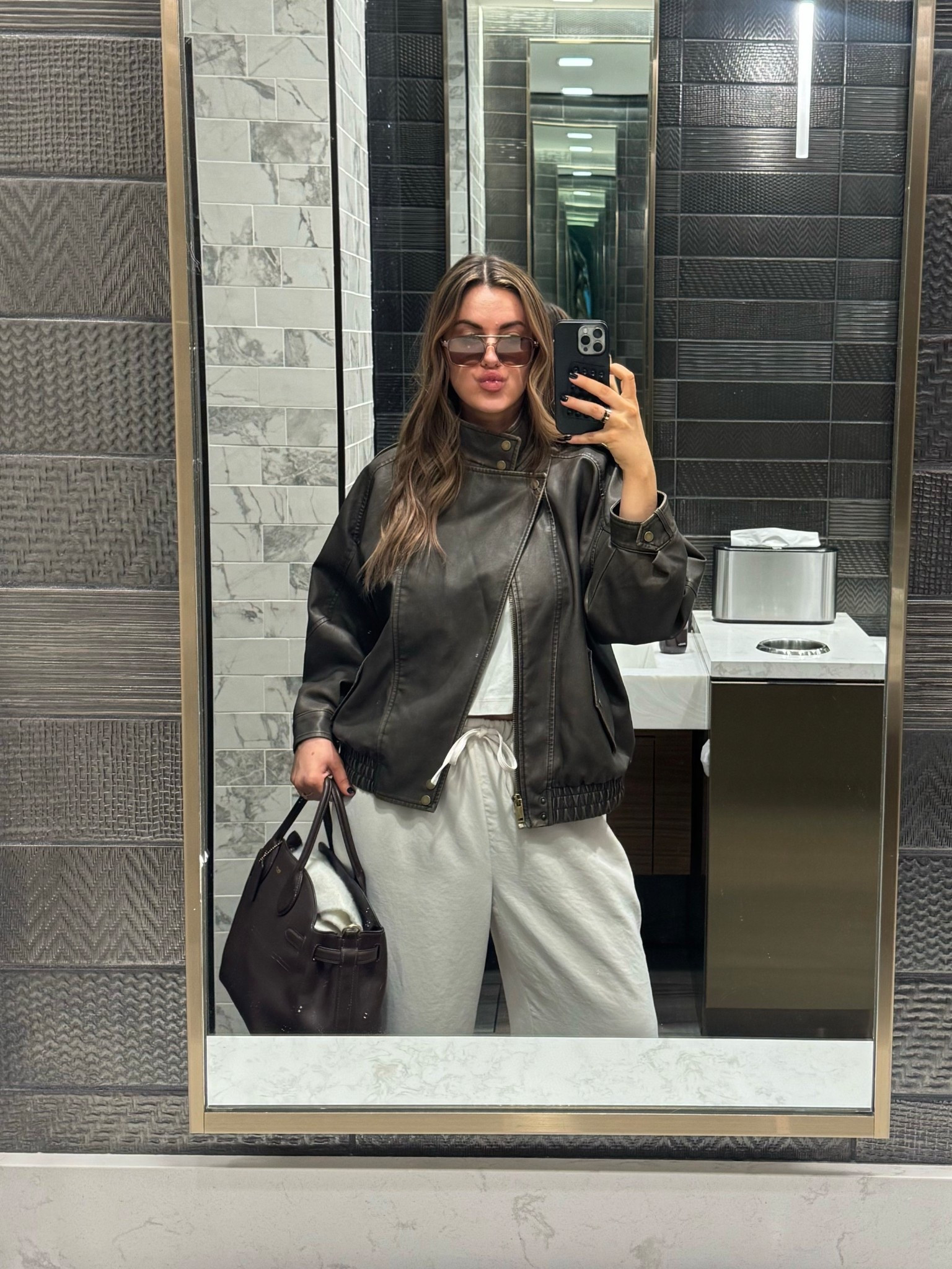 Travel OOTD. Wearinglarge jacket, XL pants, large tee! 

#LTKNYFW #LTKdayinmylife #LTKMidsize