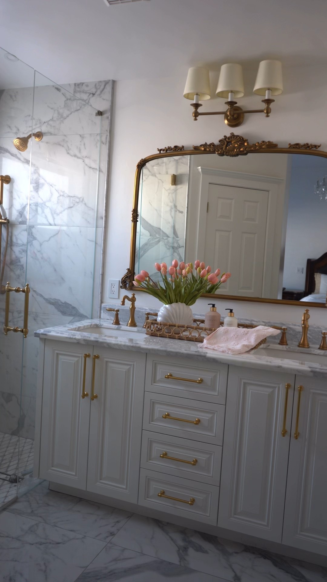 Treat yourself to a little luxury with L'avant Deluxe Hand Soap + Hand Lotion, and elevate your home spa experience. Discover the refreshing essence of blushed bergamot that will leave your bathroom feeling revitalized and your skin pampered. @lavantcollective 

#LTKHome #LTKdayinmylife #LTKValentine