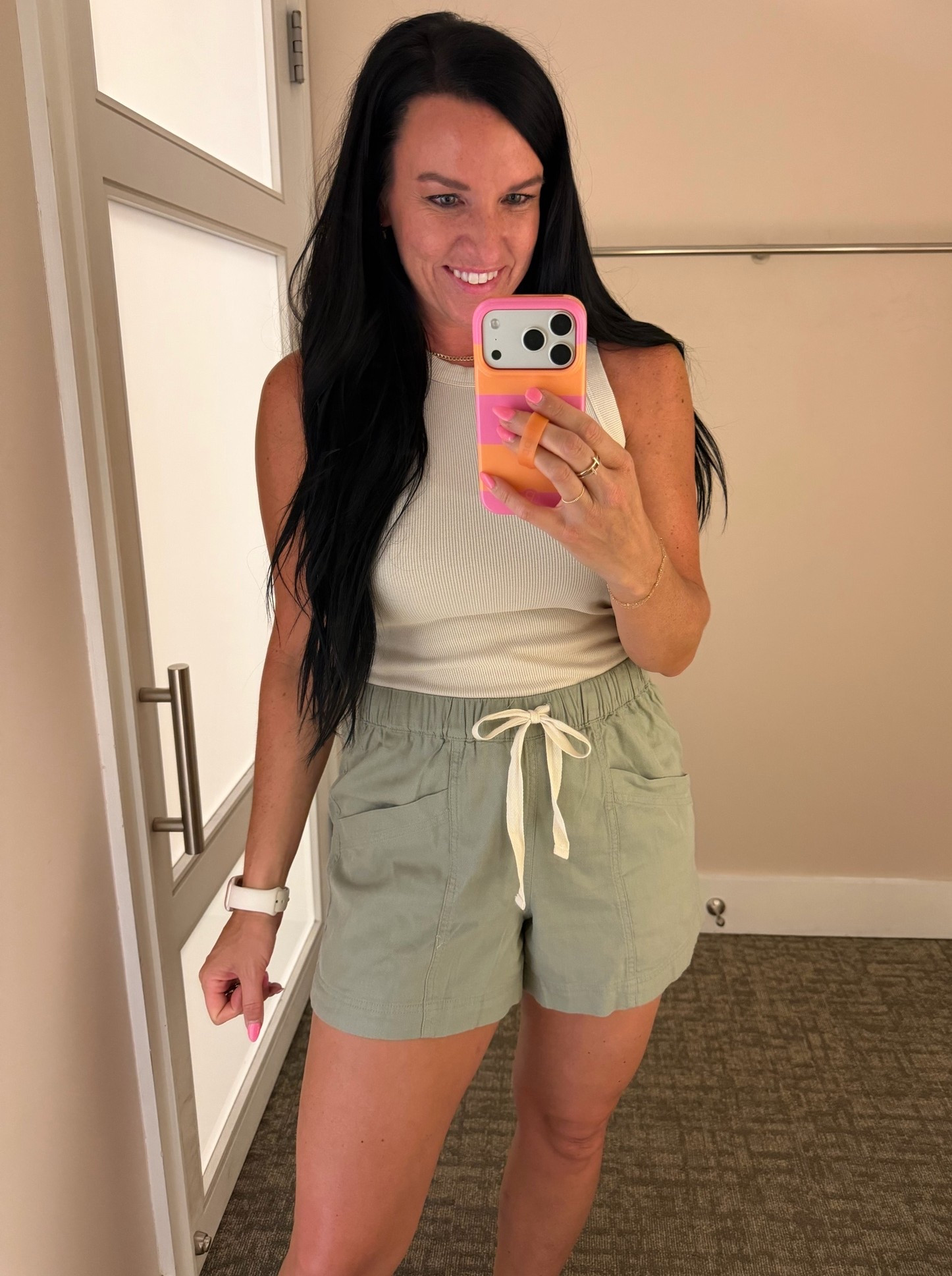 OOTD for brunch and shopping with my mom and sister!

$20 shorts! Fit TTS, I’m in a S. They also come in cream!


Target, old navy, summer outfit of the day, target shorts, target does it again

#LTKootd #LTKSeasonal