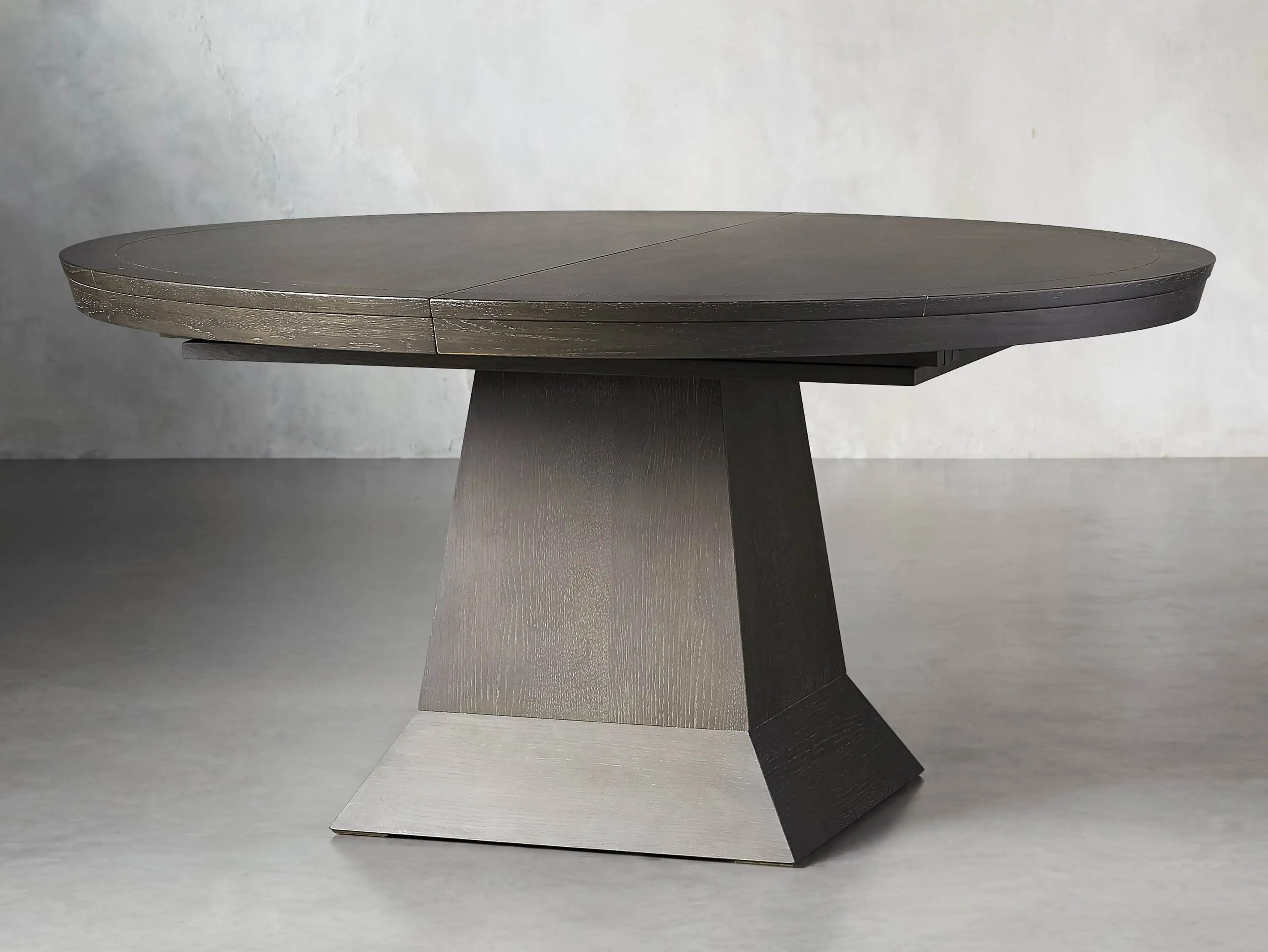 Leighton Dining Table | Arhaus