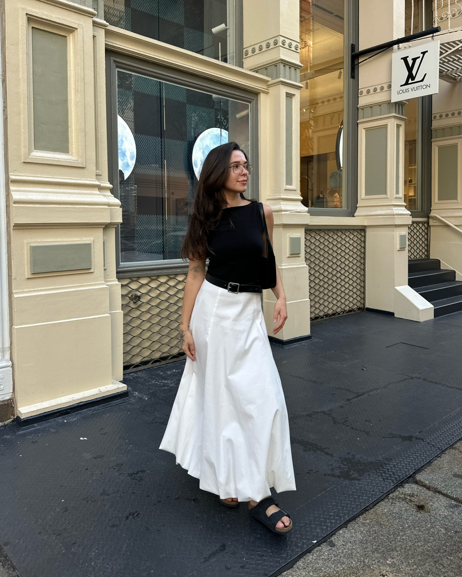 Glasses from the vintage market
Skirt from Zara 